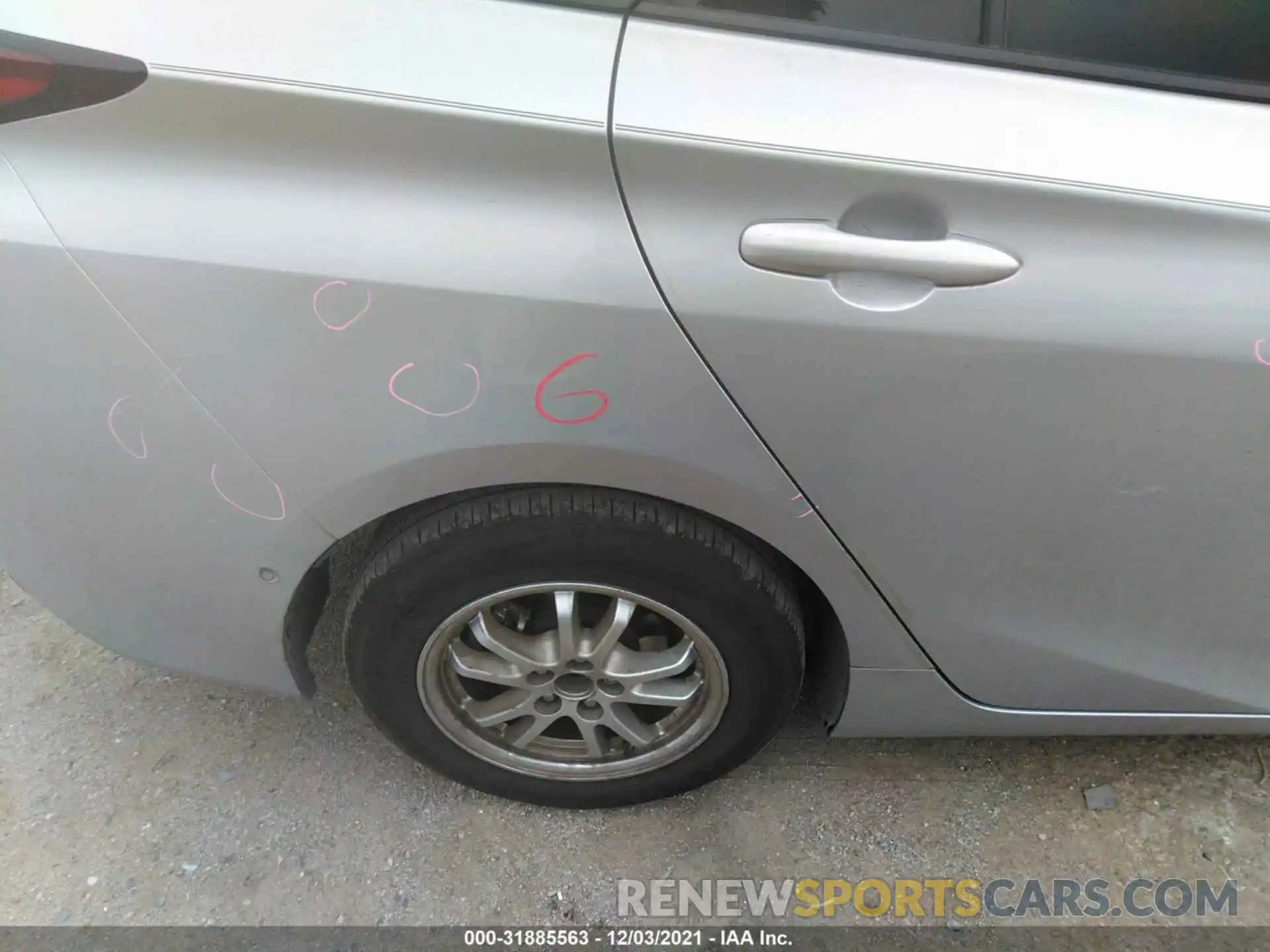 15 Photograph of a damaged car JTDKARFU1K3089843 TOYOTA PRIUS 2019