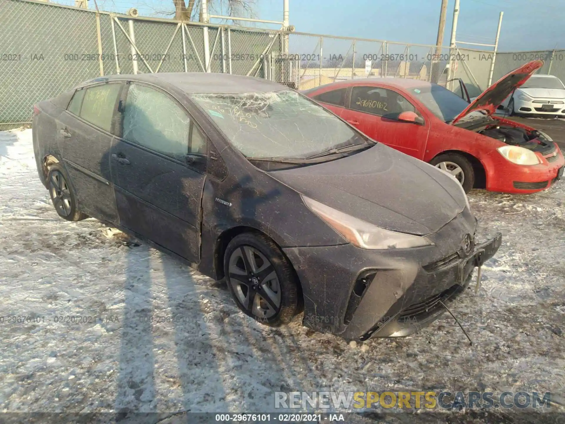 1 Фотография поврежденного автомобиля JTDKARFU1K3098896 TOYOTA PRIUS 2019