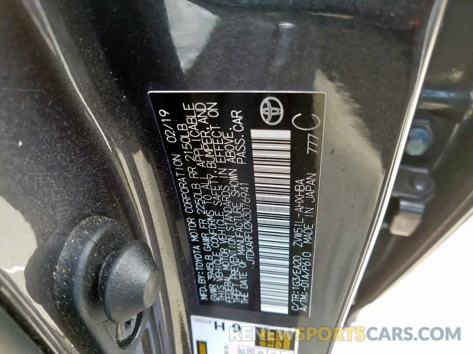 10 Photograph of a damaged car JTDKARFU2K3076941 TOYOTA PRIUS 2019