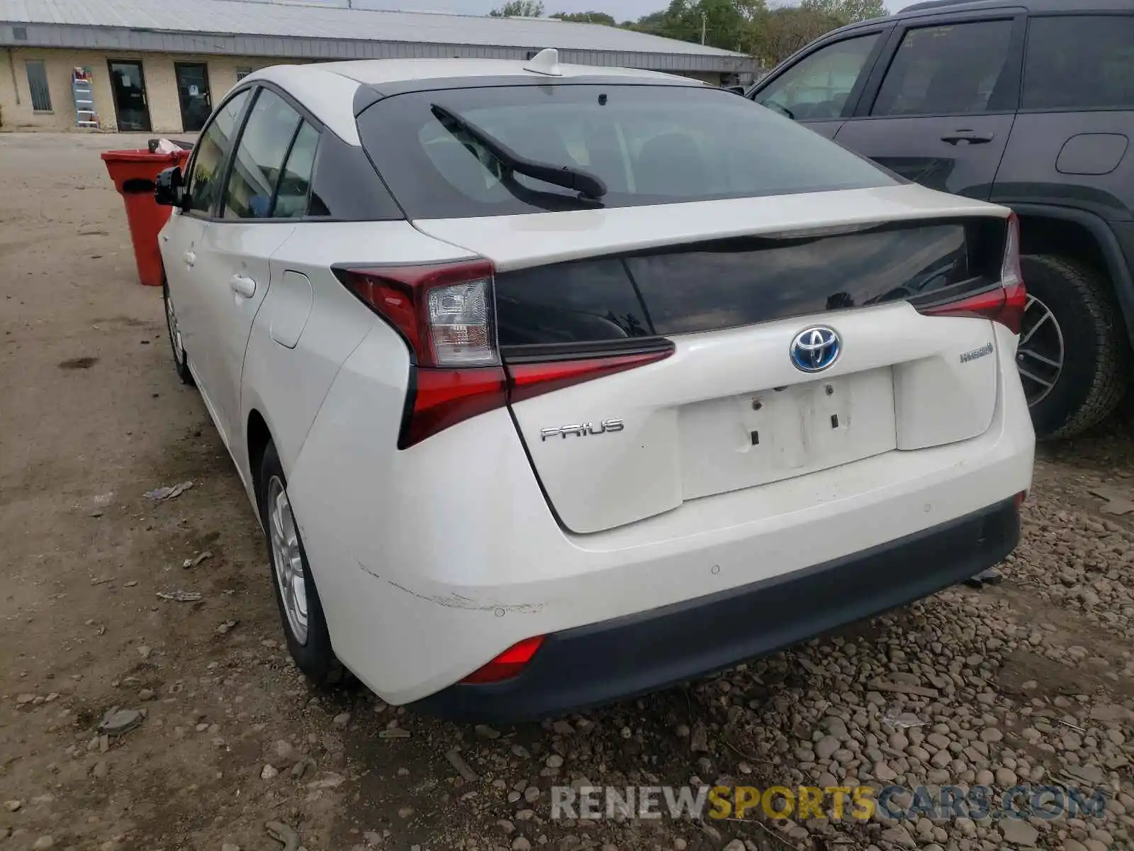 3 Фотография поврежденного автомобиля JTDKARFU2K3082643 TOYOTA PRIUS 2019