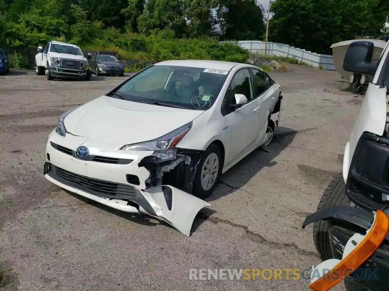 2 Фотография поврежденного автомобиля JTDKARFU2K3092301 TOYOTA PRIUS 2019