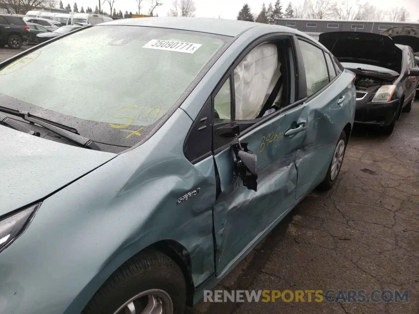 10 Photograph of a damaged car JTDKARFU2K3093058 TOYOTA PRIUS 2019