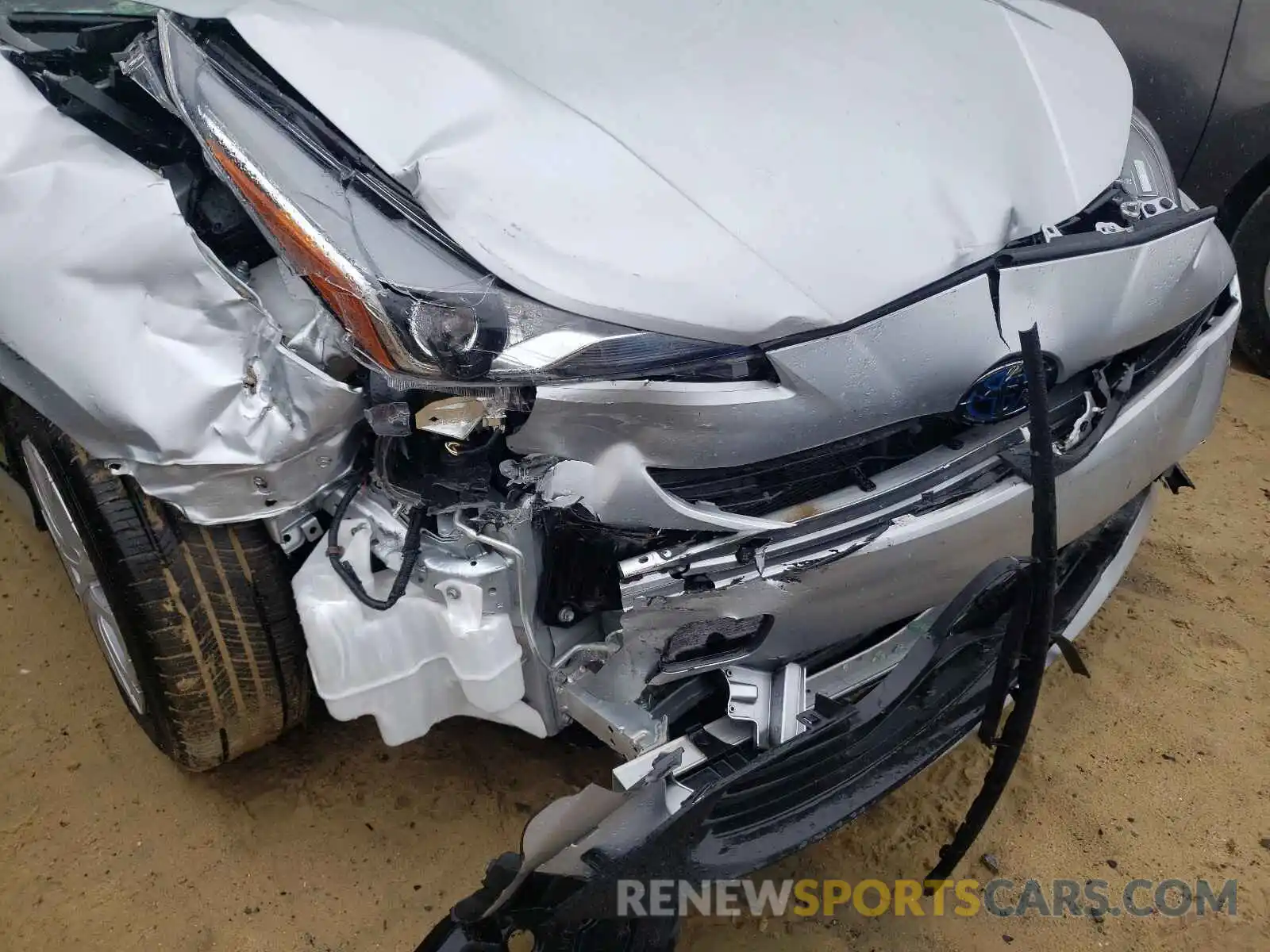 9 Photograph of a damaged car JTDKARFU2K3098891 TOYOTA PRIUS 2019