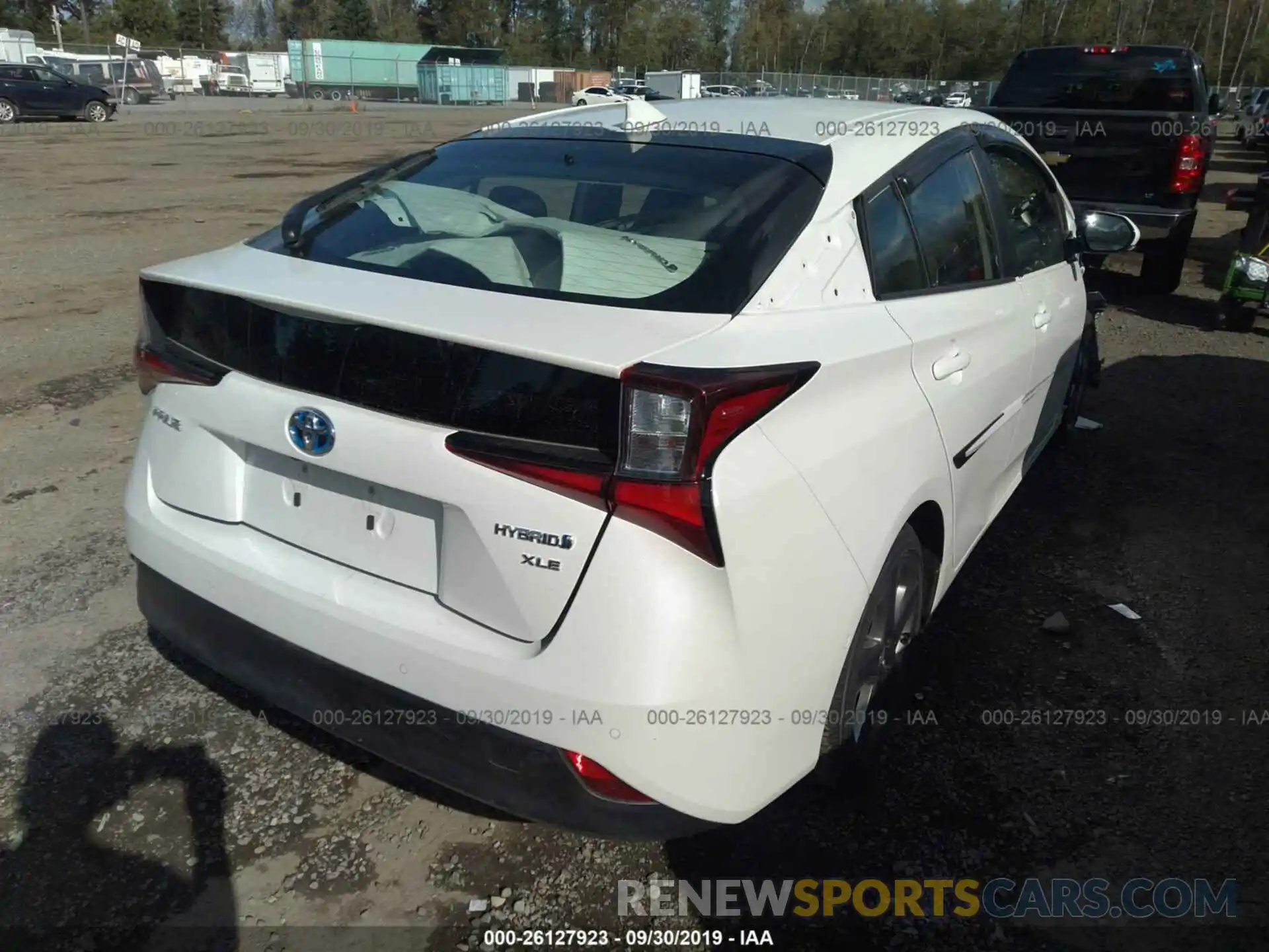 4 Фотография поврежденного автомобиля JTDKARFU3K3071327 TOYOTA PRIUS 2019