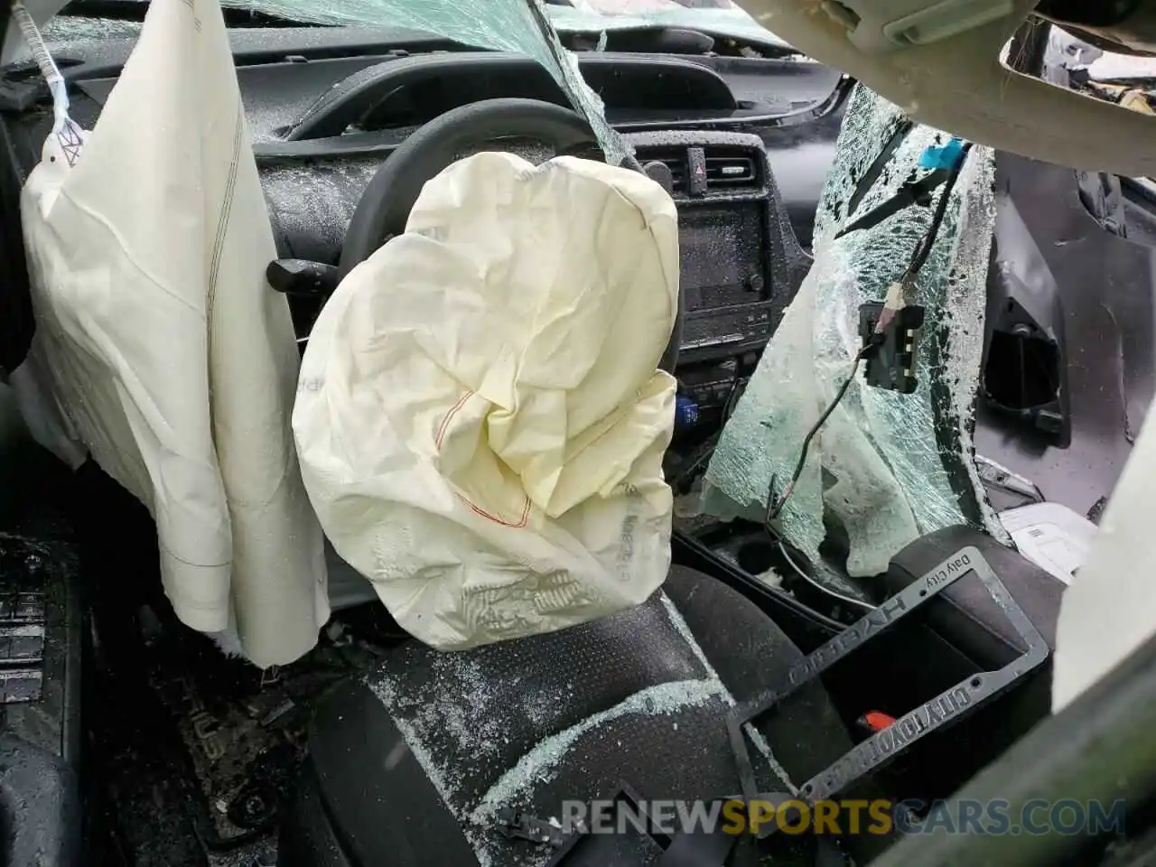 8 Photograph of a damaged car JTDKARFU3K3075314 TOYOTA PRIUS 2019