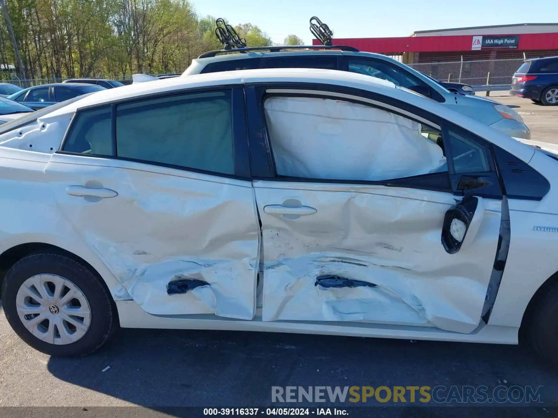 12 Photograph of a damaged car JTDKARFU3K3081985 TOYOTA PRIUS 2019