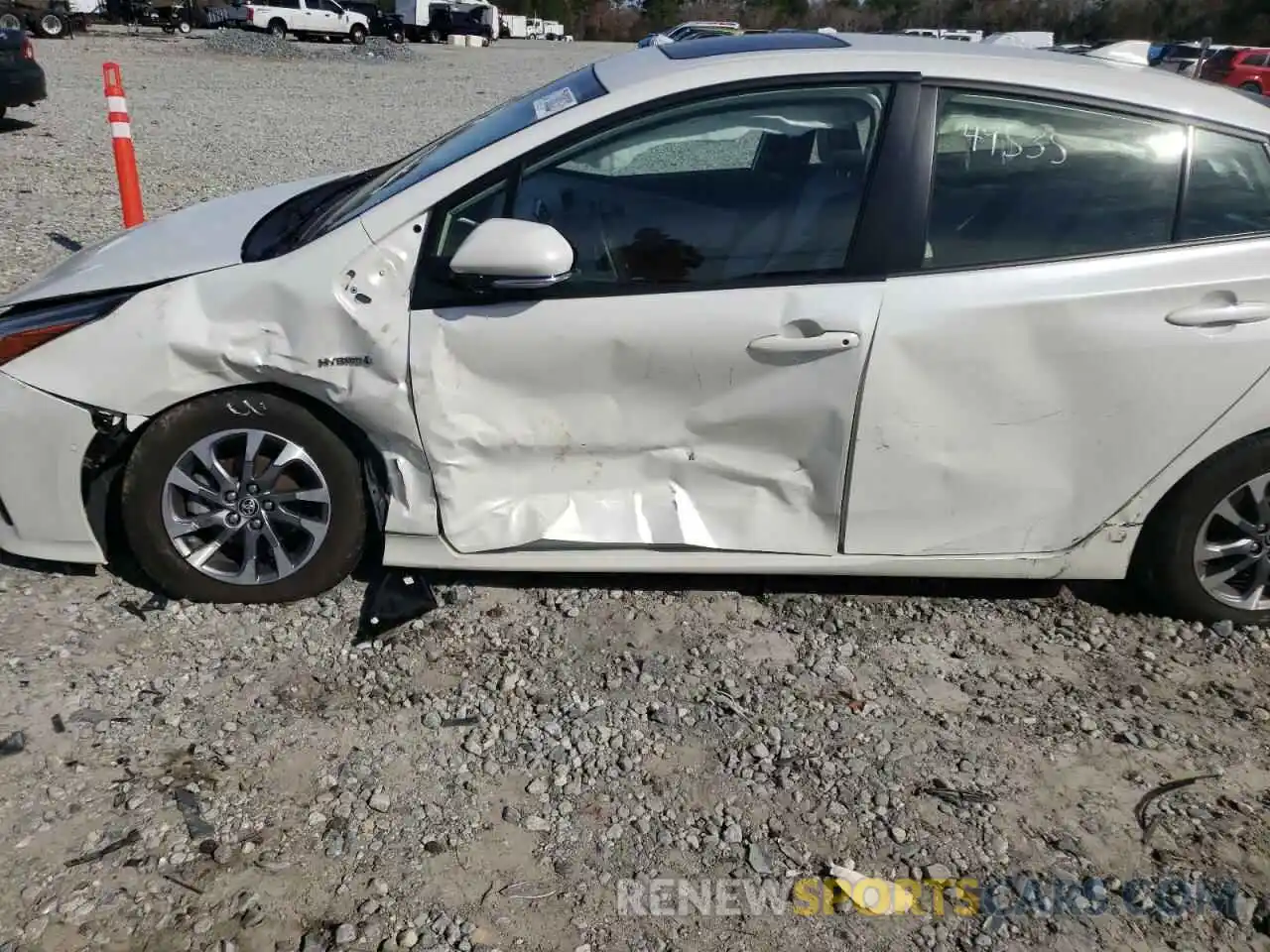 9 Photograph of a damaged car JTDKARFU3K3082229 TOYOTA PRIUS 2019