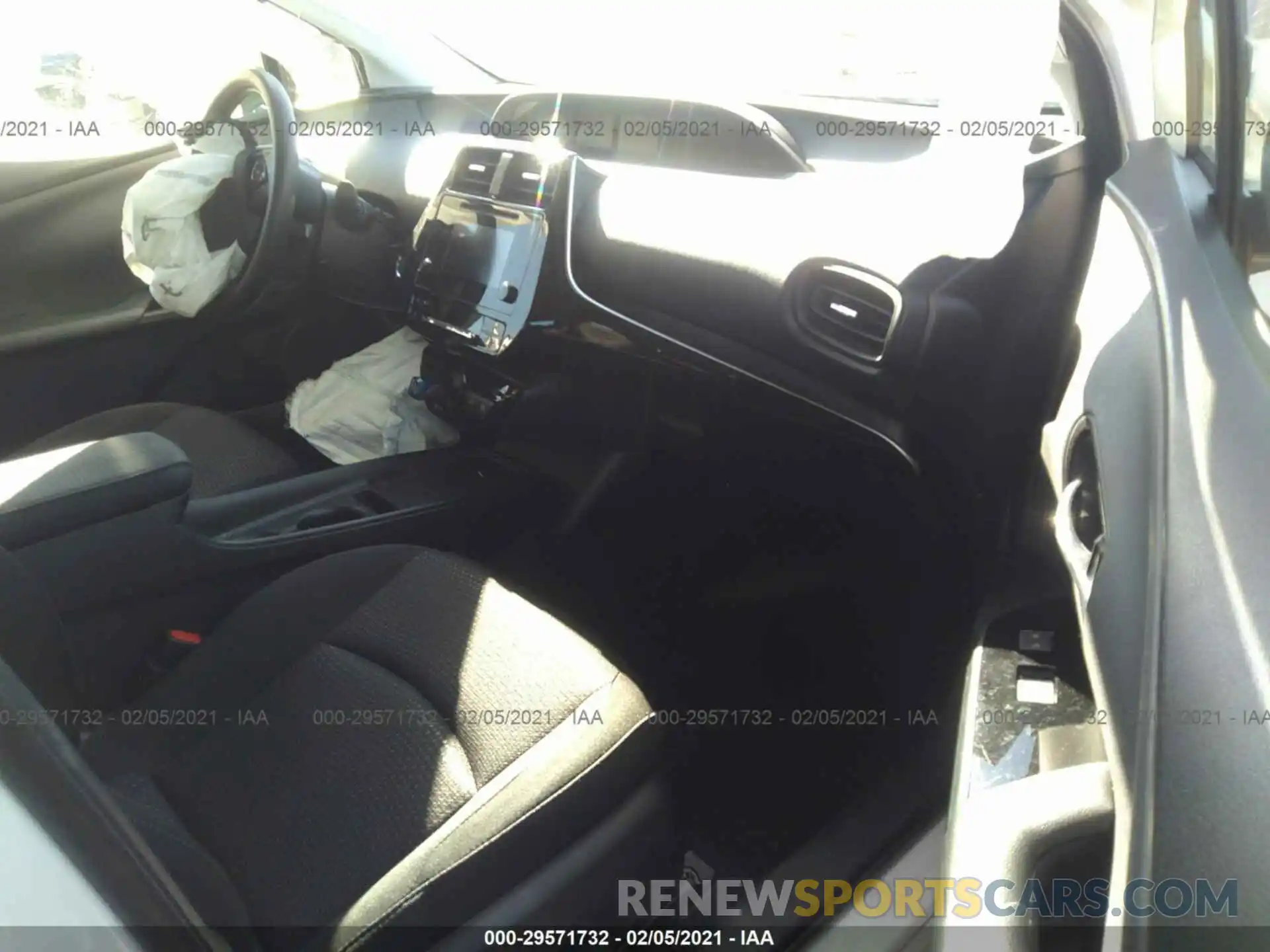 5 Photograph of a damaged car JTDKARFU3K3085406 TOYOTA PRIUS 2019