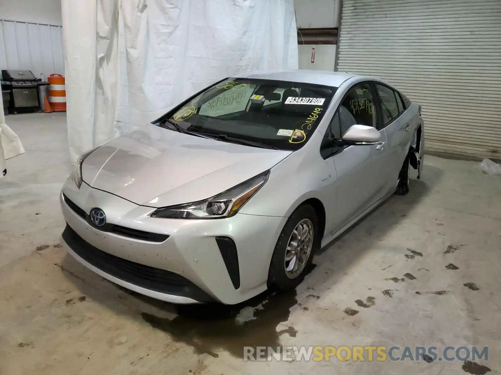 2 Photograph of a damaged car JTDKARFU4K3069344 TOYOTA PRIUS 2019