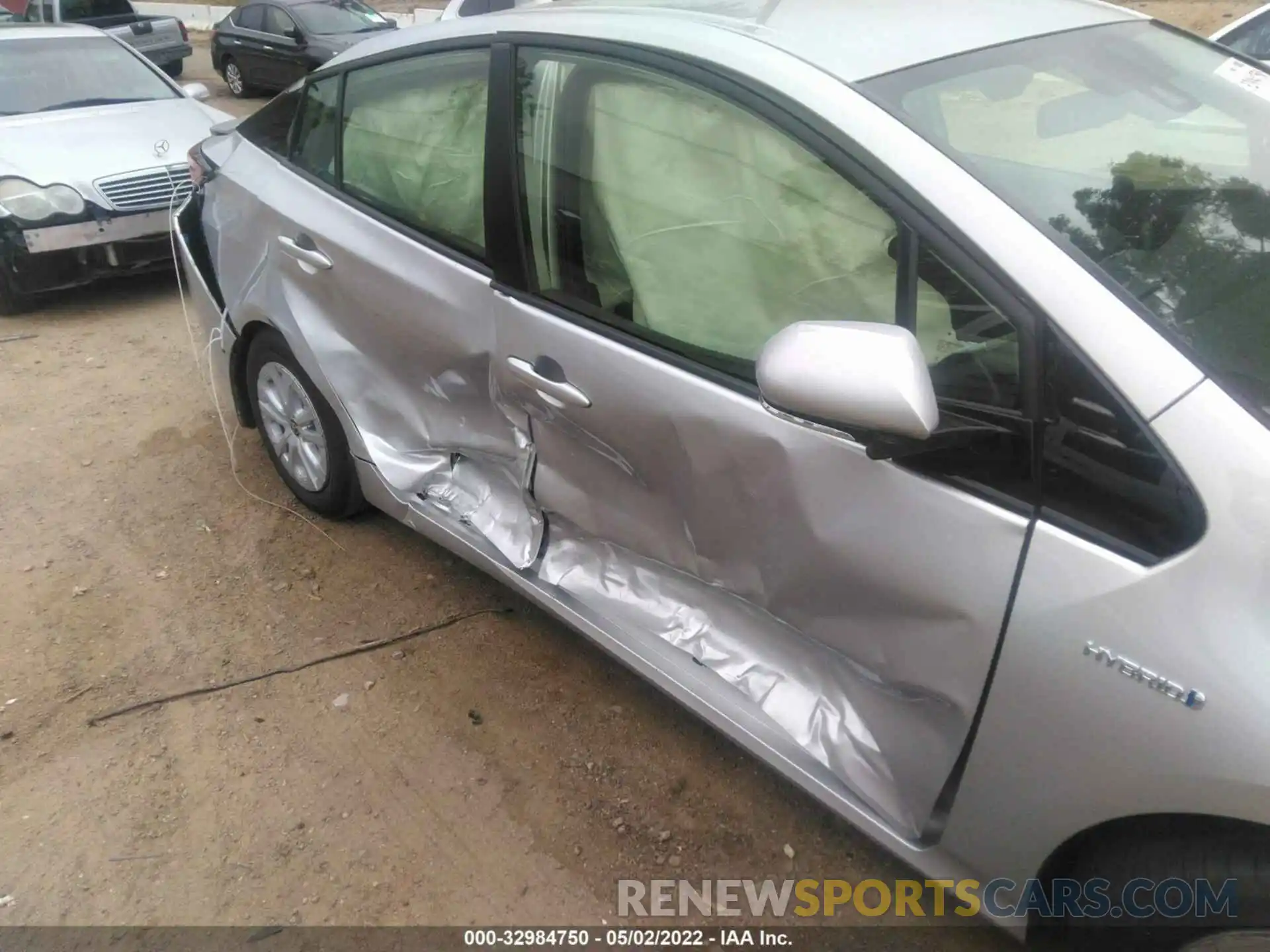 6 Photograph of a damaged car JTDKARFU4K3076780 TOYOTA PRIUS 2019