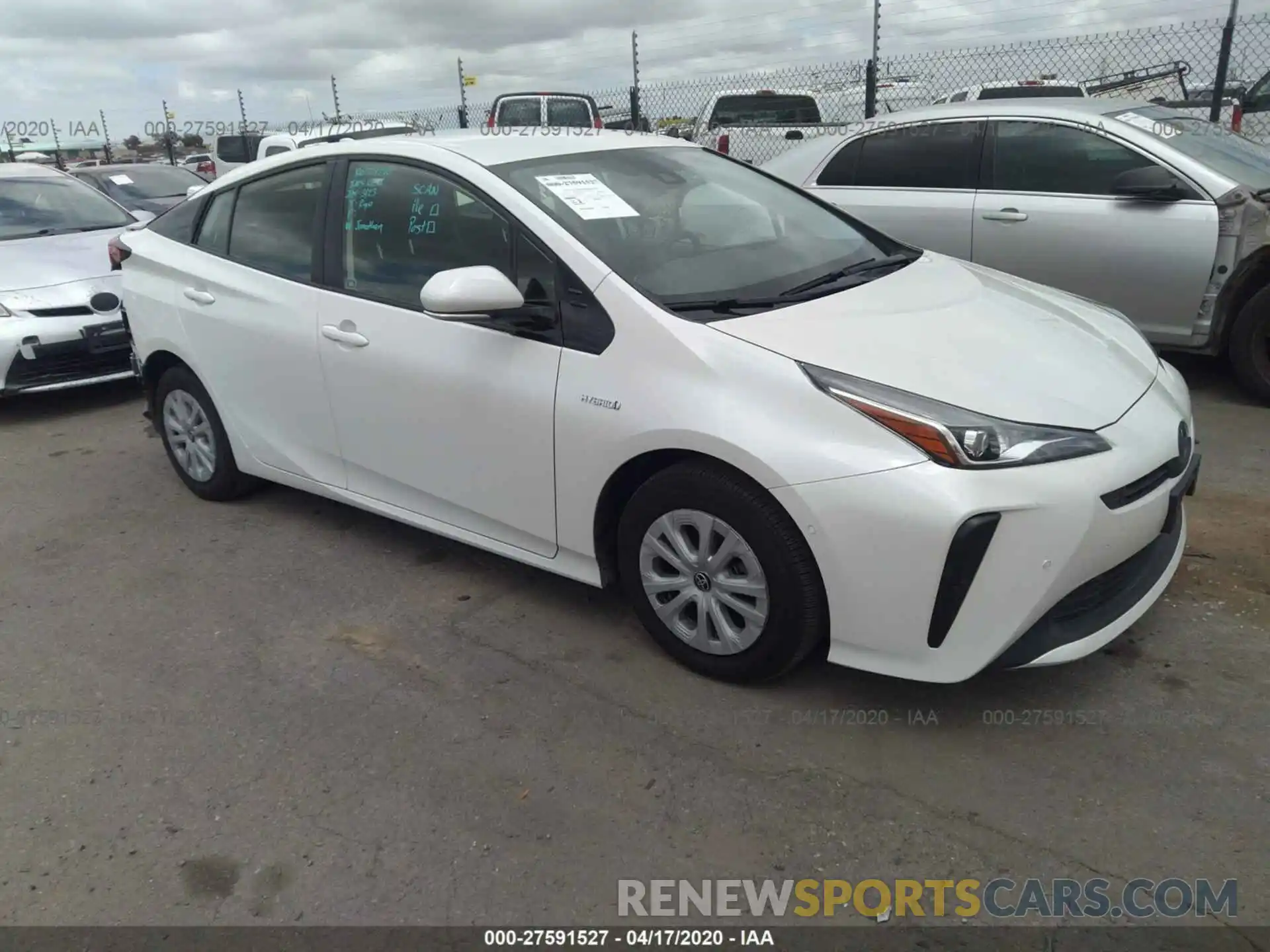 1 Фотография поврежденного автомобиля JTDKARFU4K3079792 TOYOTA PRIUS 2019