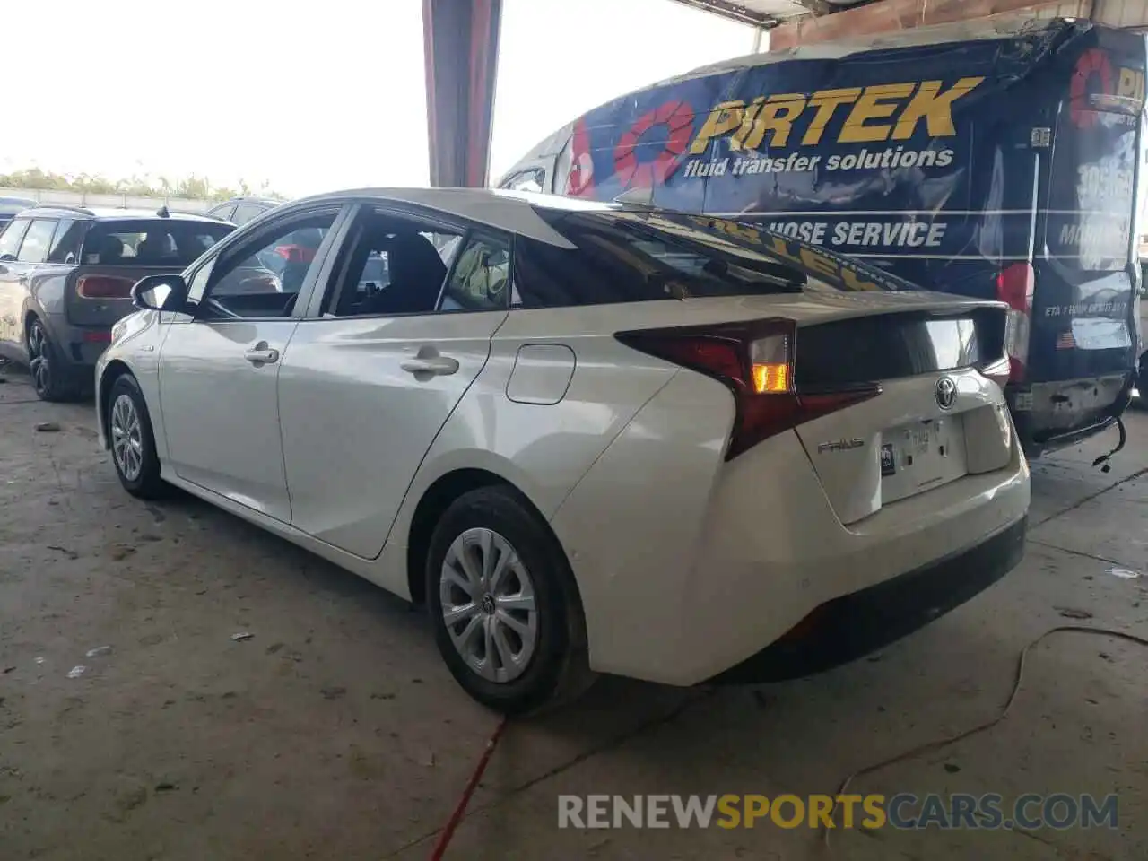 3 Фотография поврежденного автомобиля JTDKARFU4K3089772 TOYOTA PRIUS 2019