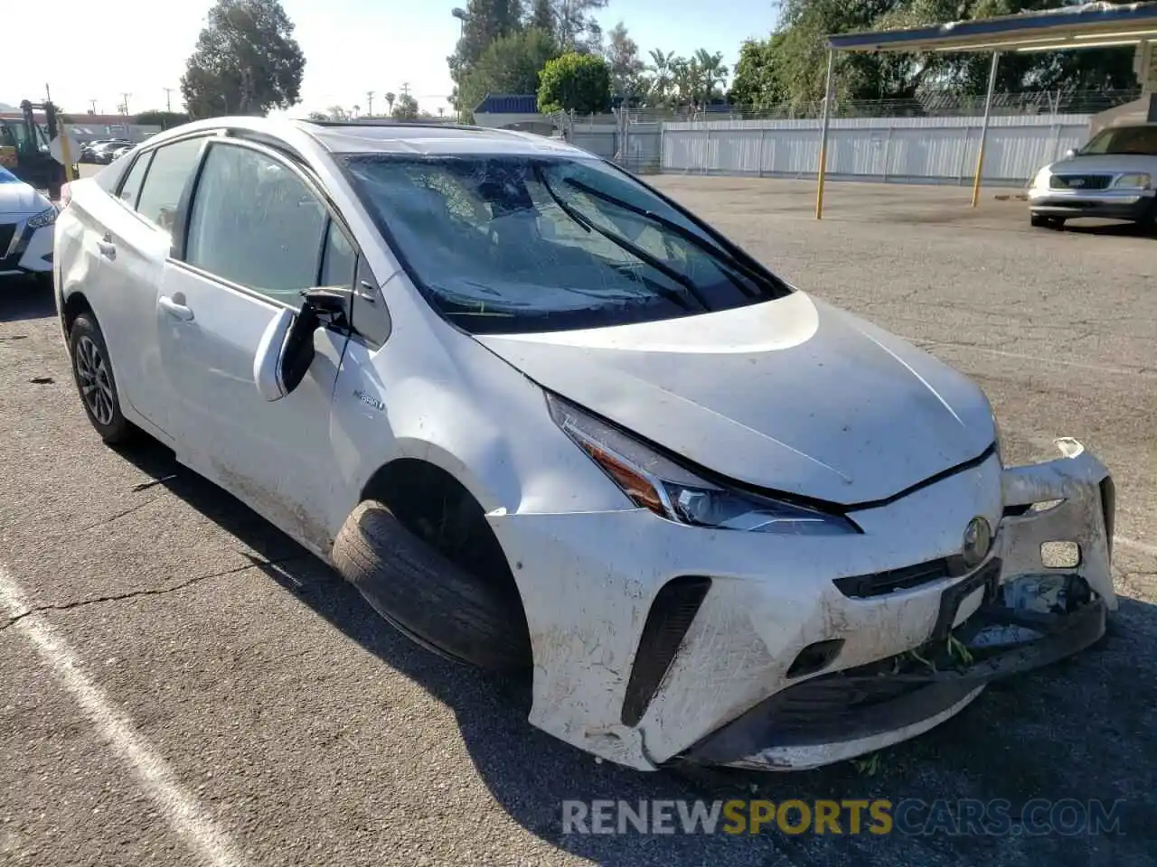 1 Photograph of a damaged car JTDKARFU4K3092686 TOYOTA PRIUS 2019