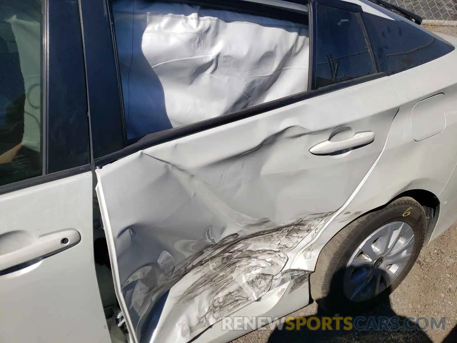 9 Photograph of a damaged car JTDKARFU5K3082555 TOYOTA PRIUS 2019