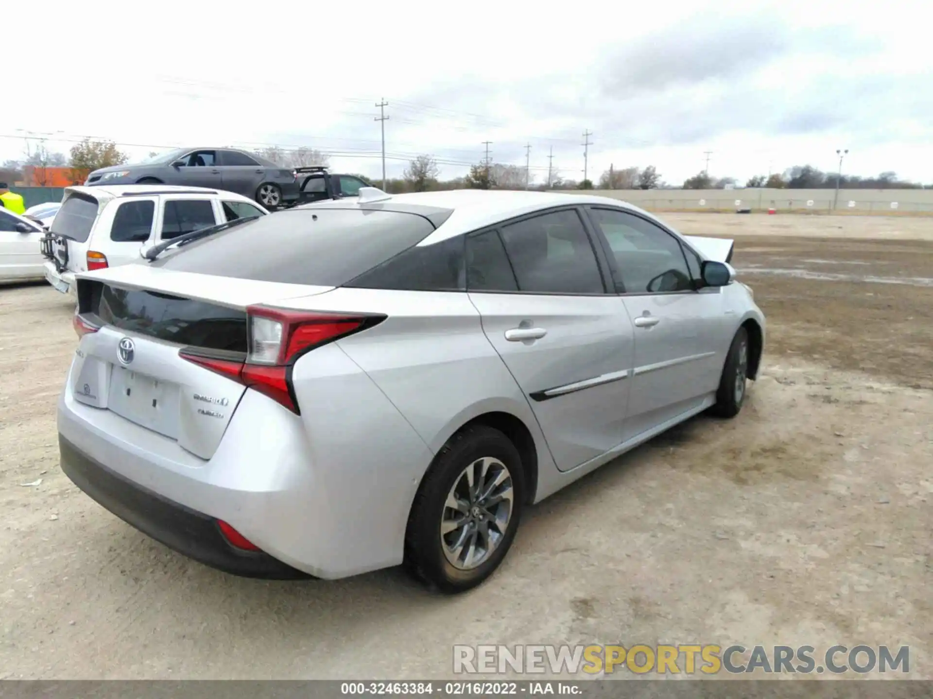 4 Фотография поврежденного автомобиля JTDKARFU6K3076246 TOYOTA PRIUS 2019