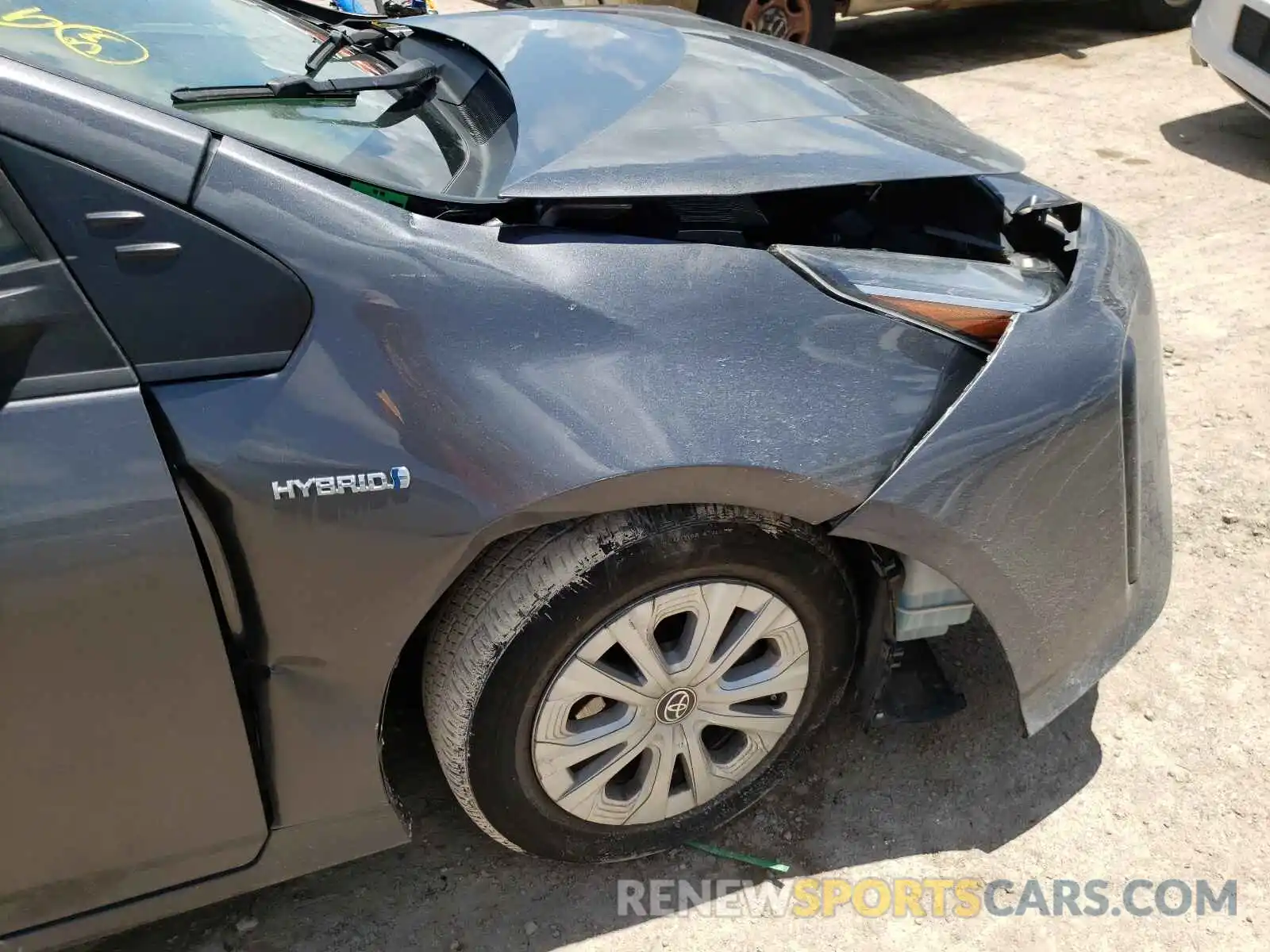 9 Photograph of a damaged car JTDKARFU6K3101050 TOYOTA PRIUS 2019