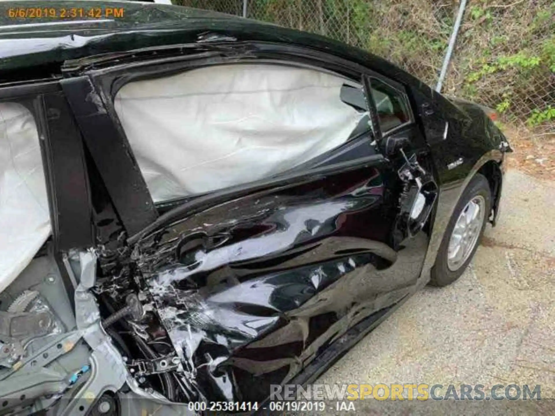 8 Photograph of a damaged car JTDKARFU7K3068995 TOYOTA PRIUS 2019