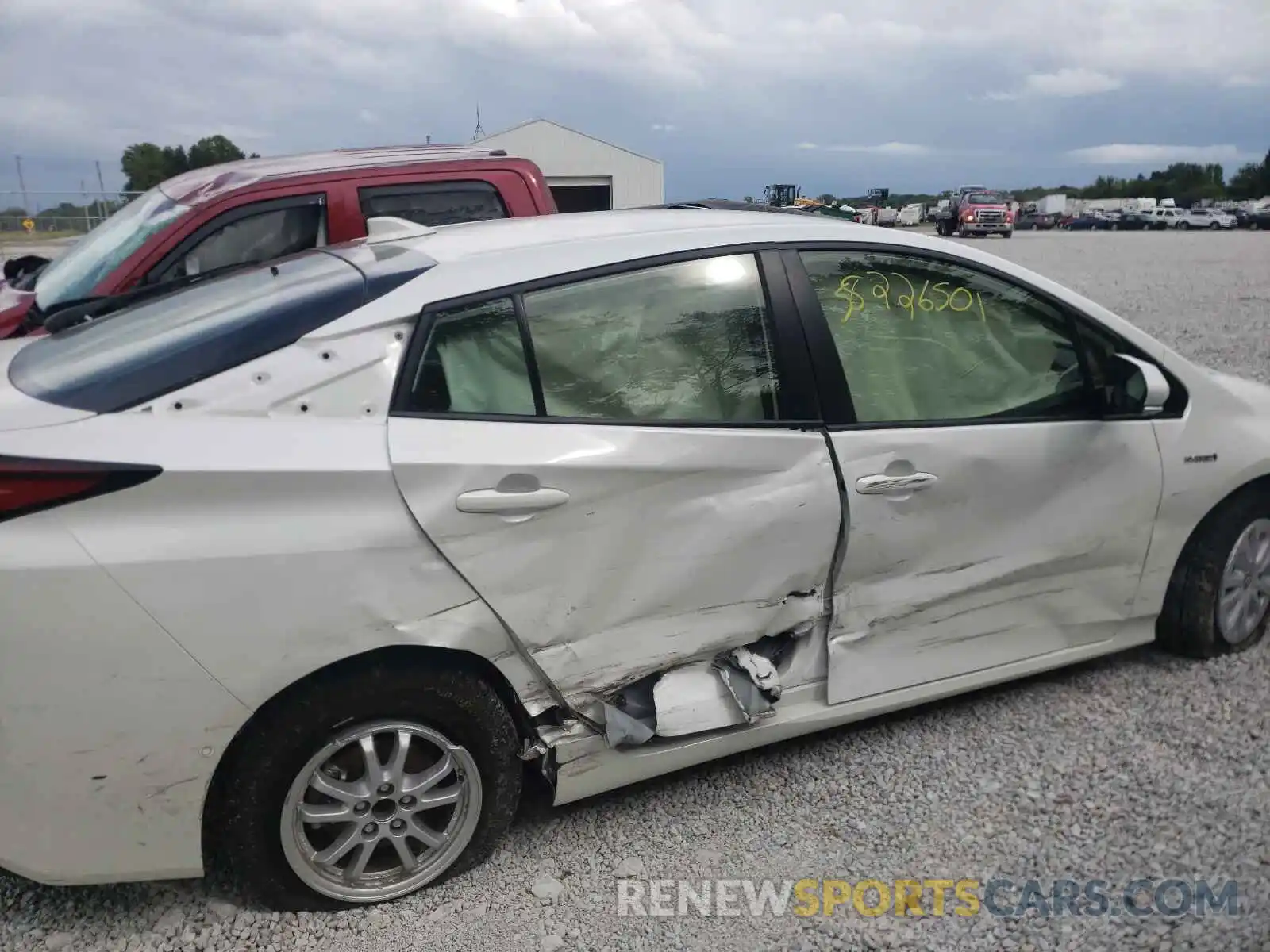 9 Photograph of a damaged car JTDKARFU7K3077499 TOYOTA PRIUS 2019