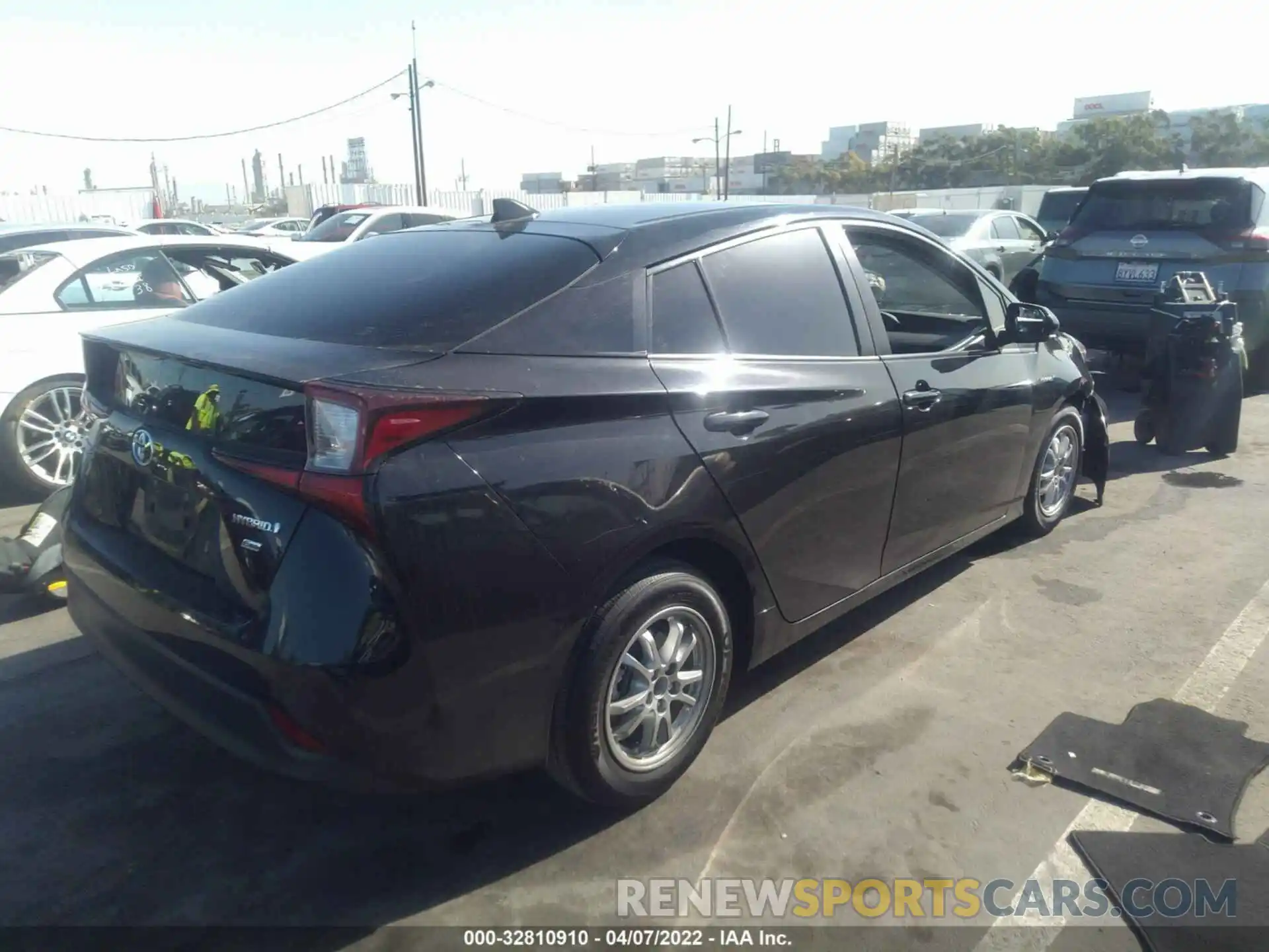 4 Фотография поврежденного автомобиля JTDKARFU7K3079849 TOYOTA PRIUS 2019