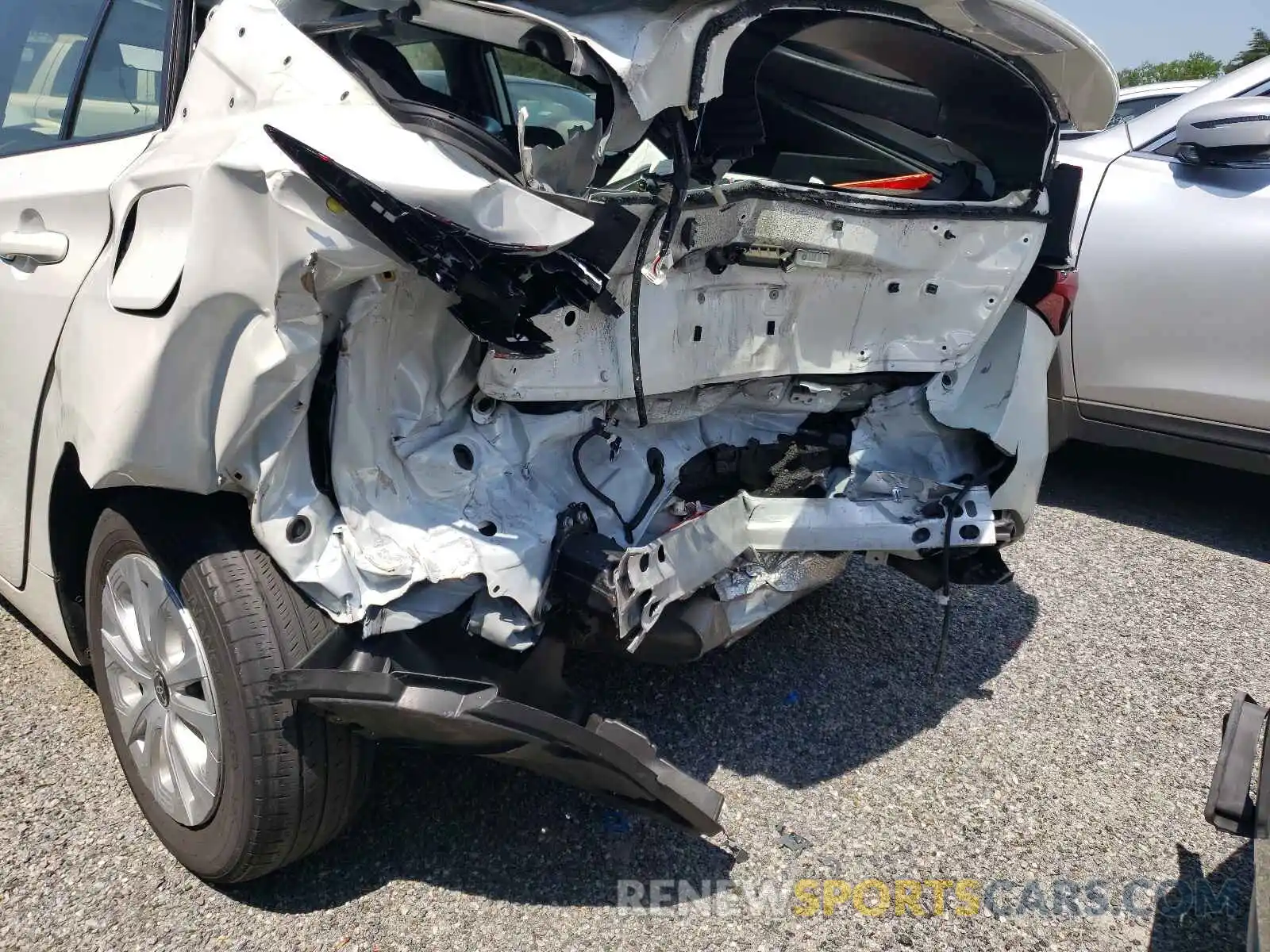 9 Photograph of a damaged car JTDKARFU7K3092181 TOYOTA PRIUS 2019