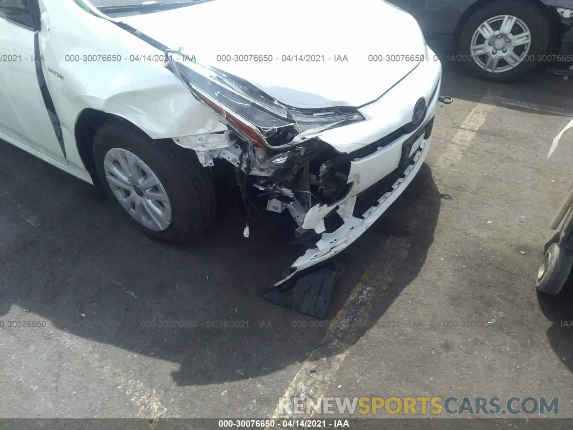 6 Photograph of a damaged car JTDKARFU7K3094495 TOYOTA PRIUS 2019