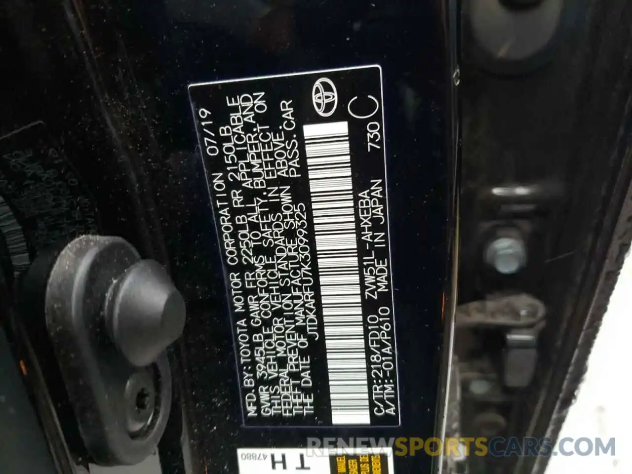 10 Photograph of a damaged car JTDKARFU7K3099325 TOYOTA PRIUS 2019