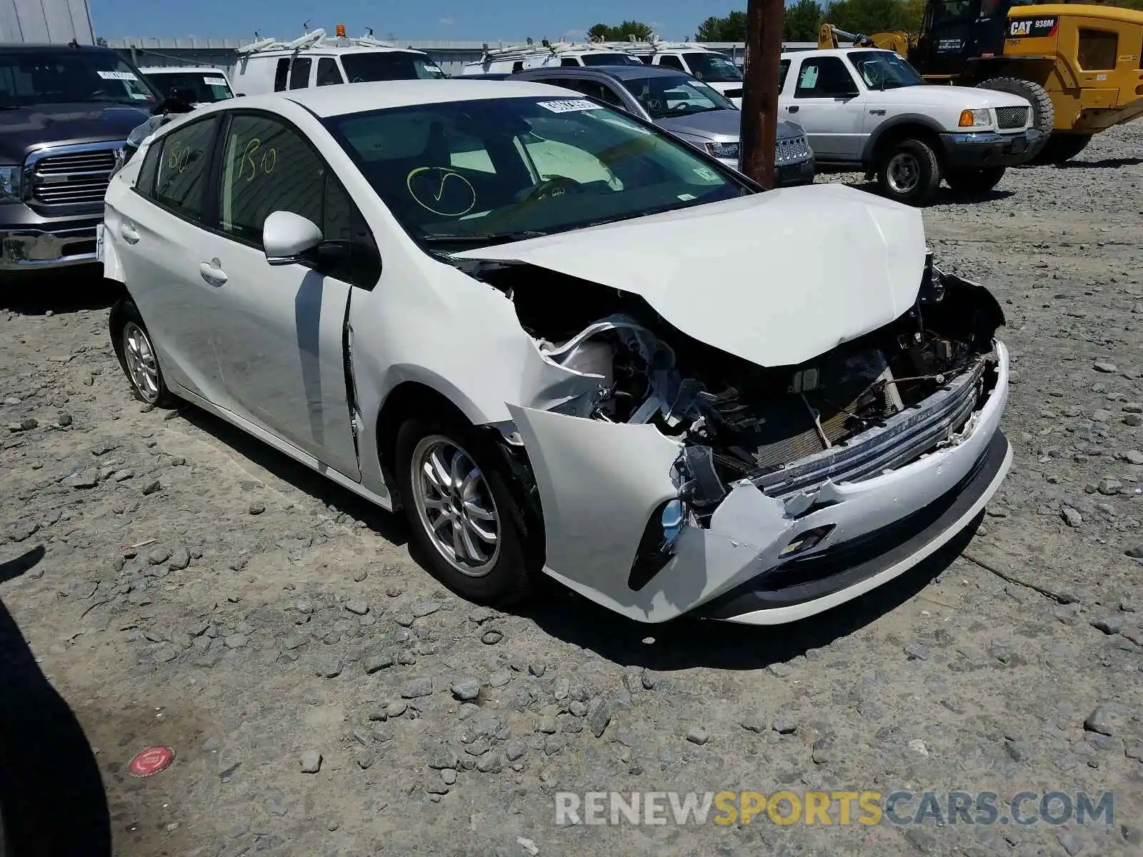1 Фотография поврежденного автомобиля JTDKARFU8K3070612 TOYOTA PRIUS 2019