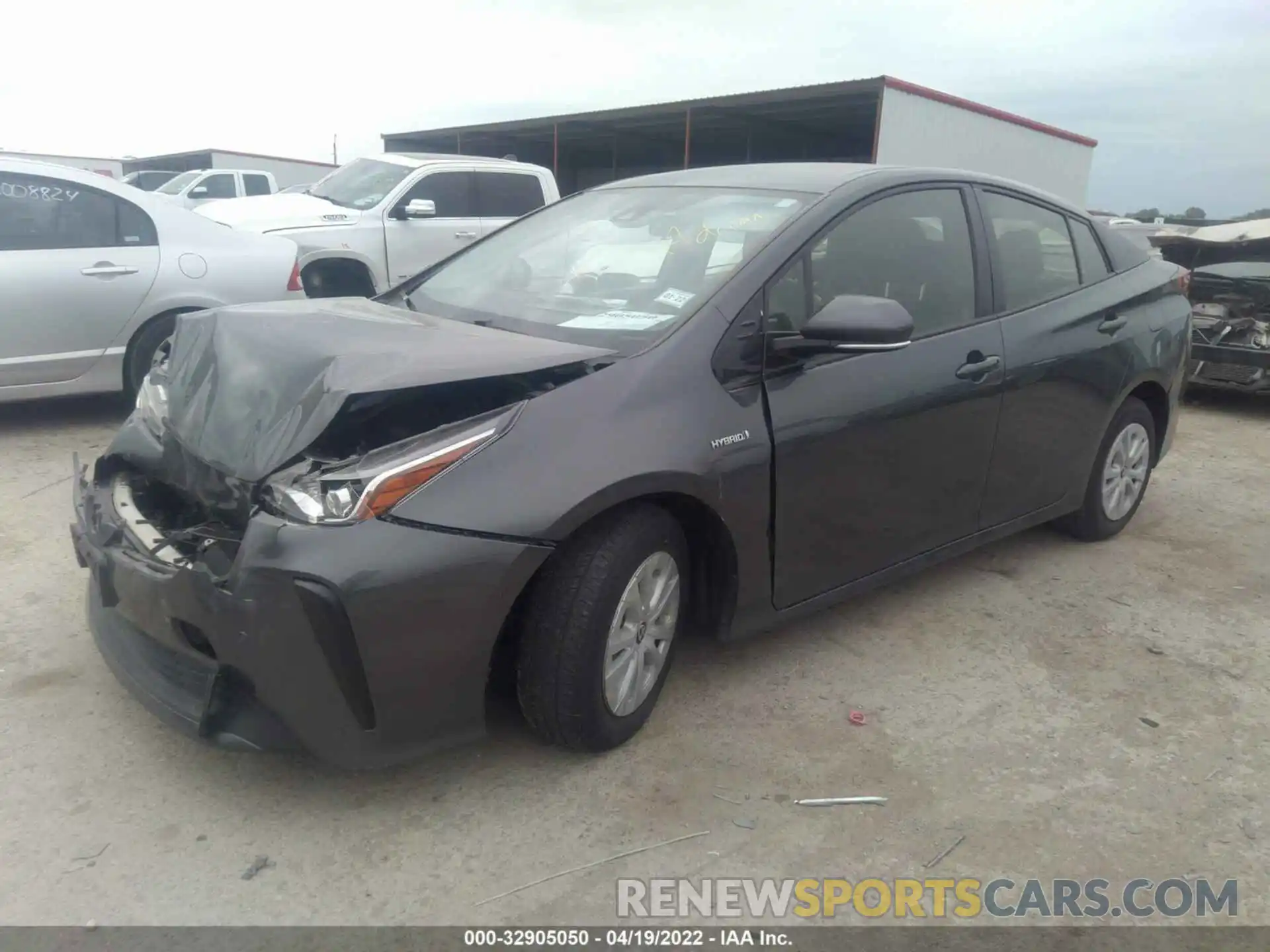 2 Фотография поврежденного автомобиля JTDKARFU8K3075275 TOYOTA PRIUS 2019