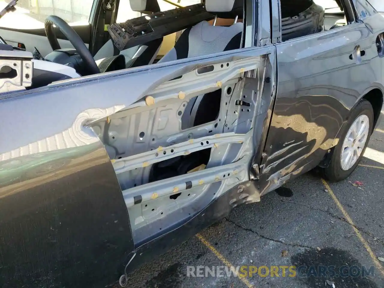 9 Photograph of a damaged car JTDKARFU8K3082968 TOYOTA PRIUS 2019