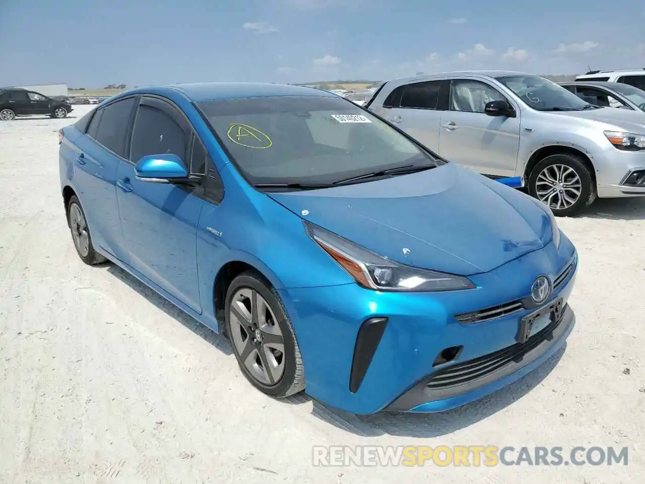 1 Фотография поврежденного автомобиля JTDKARFU8K3098006 TOYOTA PRIUS 2019