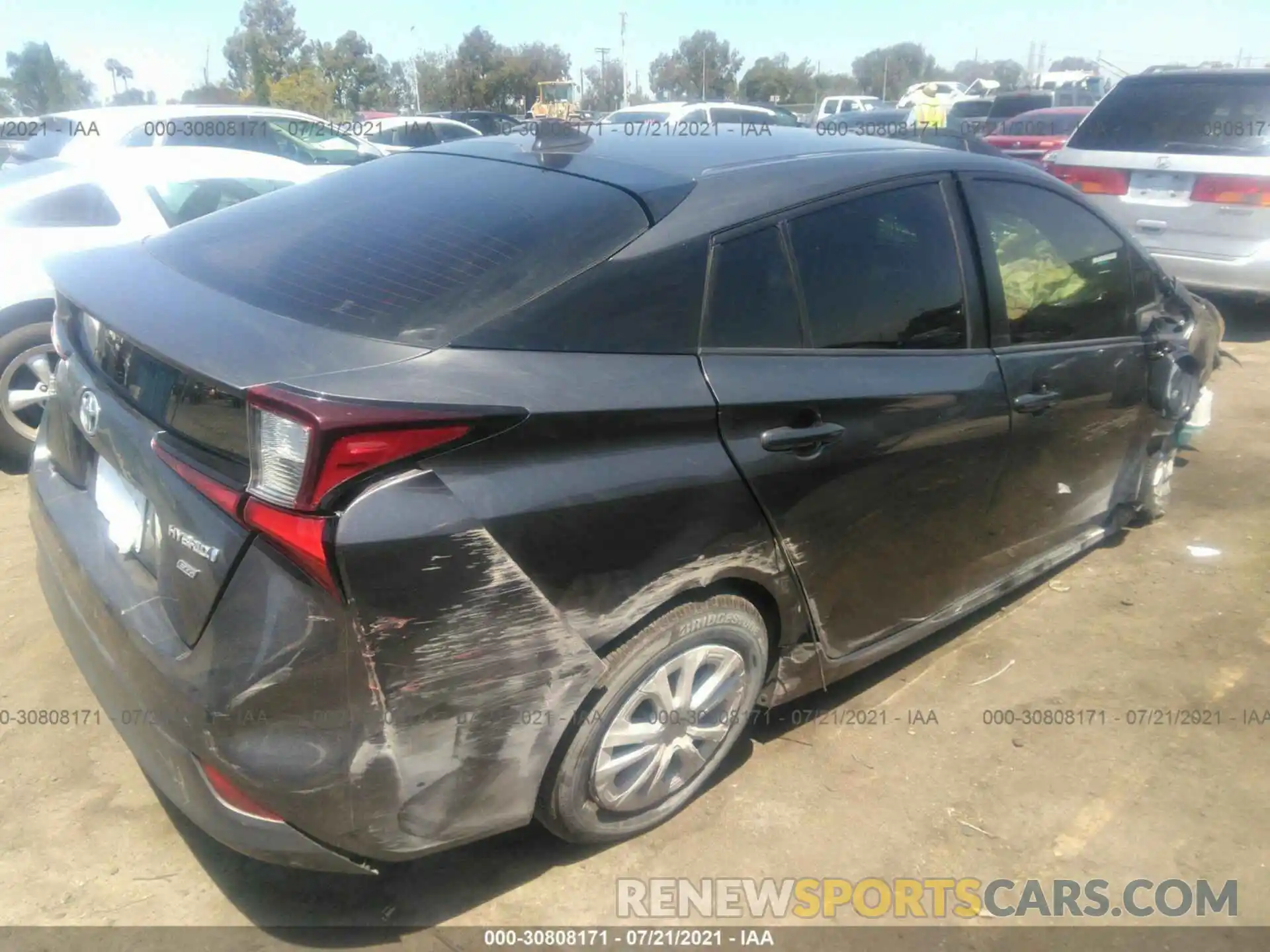 4 Фотография поврежденного автомобиля JTDKARFU9K3073938 TOYOTA PRIUS 2019