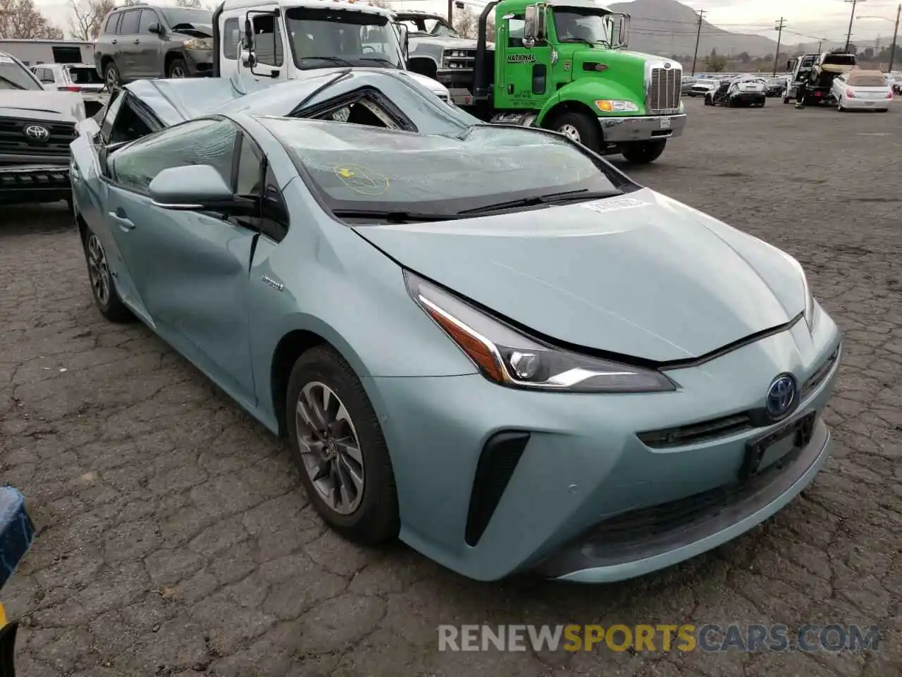 1 Фотография поврежденного автомобиля JTDKARFU9K3085958 TOYOTA PRIUS 2019