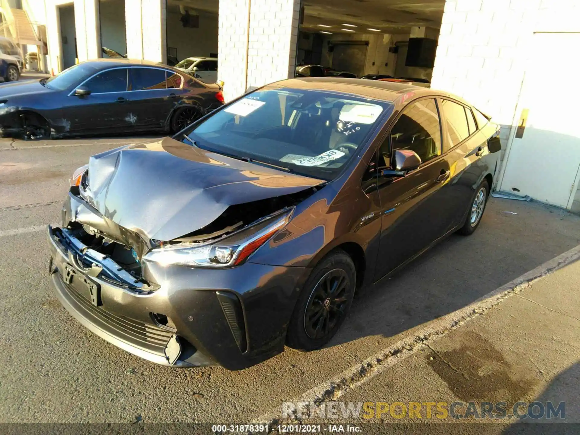 2 Фотография поврежденного автомобиля JTDKARFU9K3093820 TOYOTA PRIUS 2019