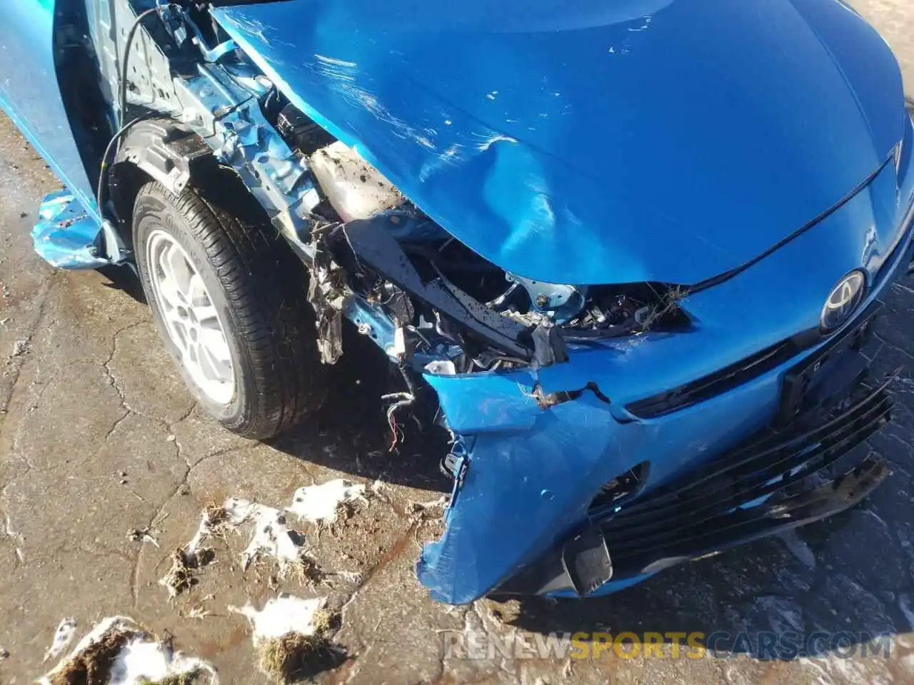 9 Photograph of a damaged car JTDKARFU9K3102547 TOYOTA PRIUS 2019