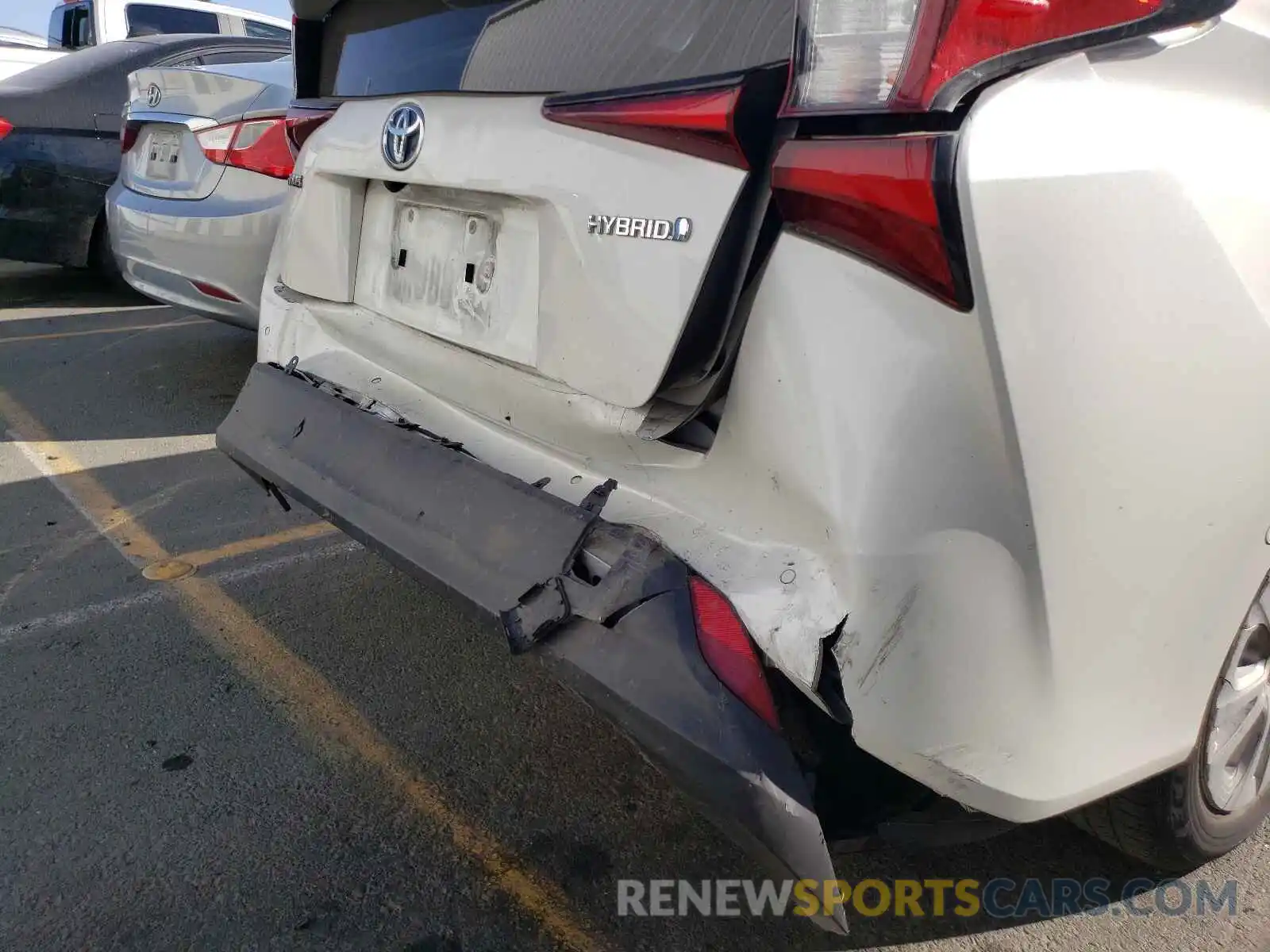 9 Photograph of a damaged car JTDKARFUXK3084446 TOYOTA PRIUS 2019