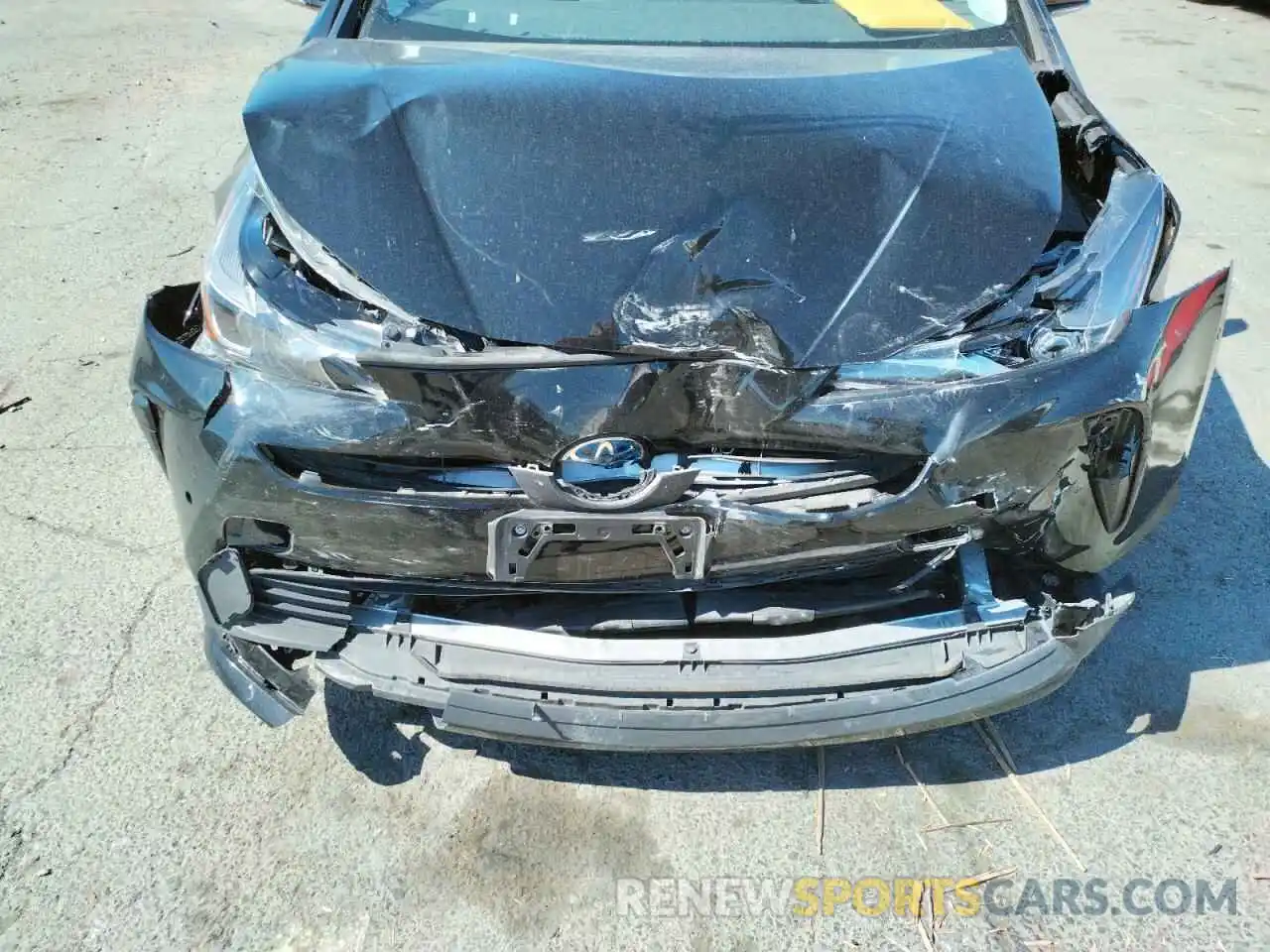 9 Photograph of a damaged car JTDKARFUXK3096144 TOYOTA PRIUS 2019