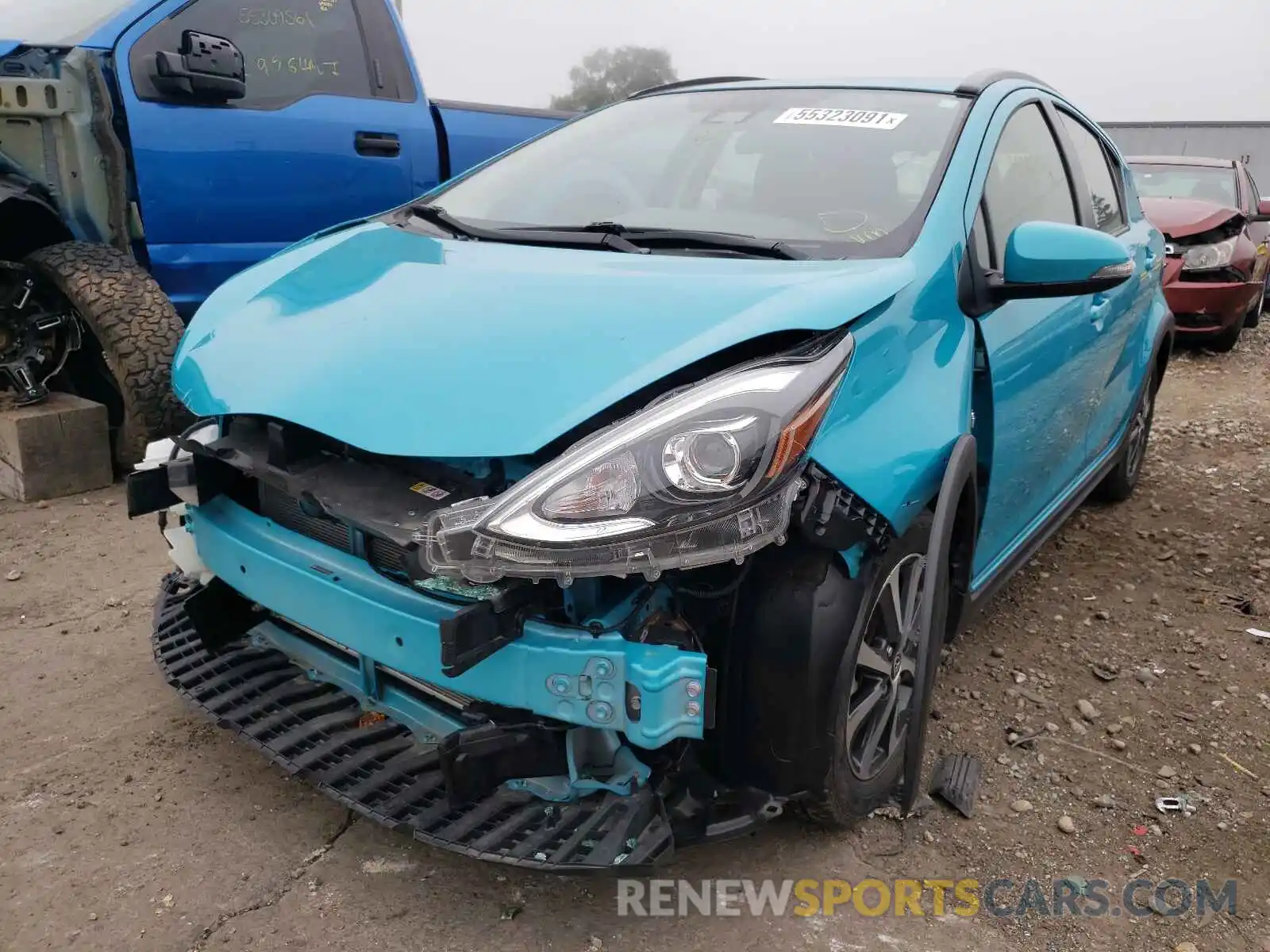 2 Фотография поврежденного автомобиля JTDKDTB32K1624076 TOYOTA PRIUS 2019