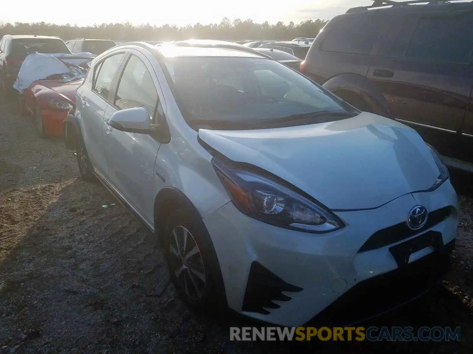 1 Photograph of a damaged car JTDKDTB33K1624300 TOYOTA PRIUS 2019