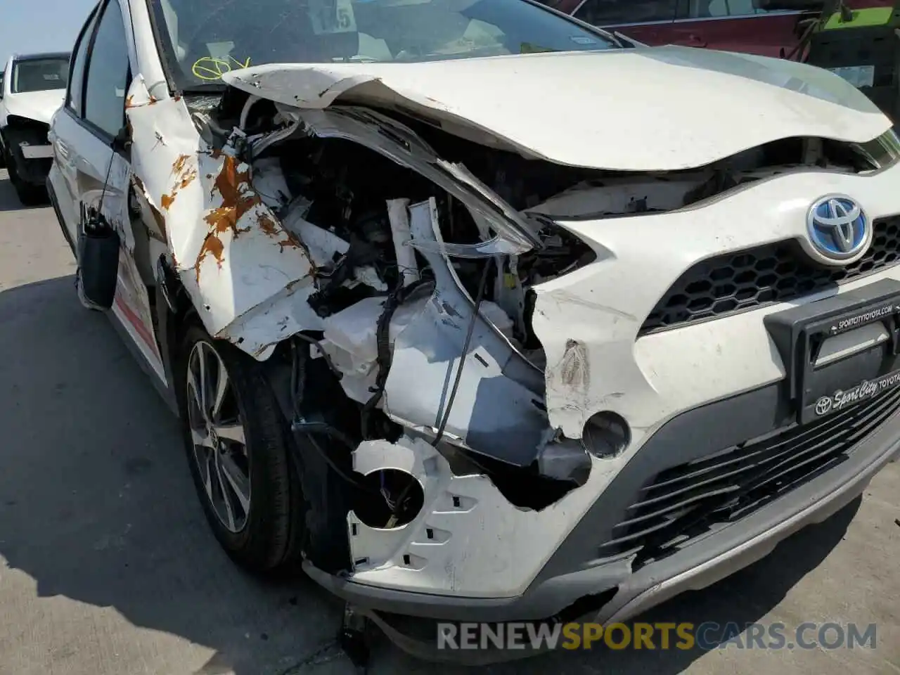 9 Photograph of a damaged car JTDKDTB35K1625917 TOYOTA PRIUS 2019