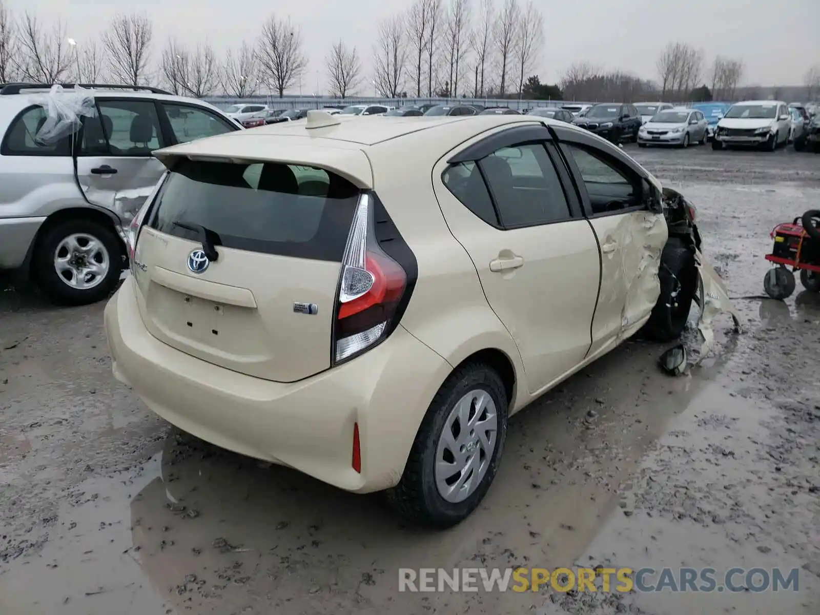 4 Фотография поврежденного автомобиля JTDKDTB36K1624971 TOYOTA PRIUS 2019