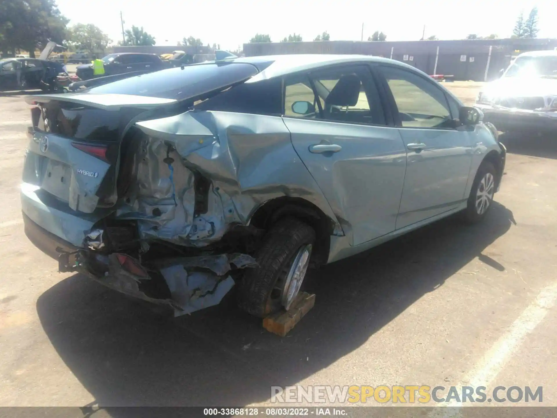 4 Photograph of a damaged car JTDL9RFU0K3000468 TOYOTA PRIUS 2019