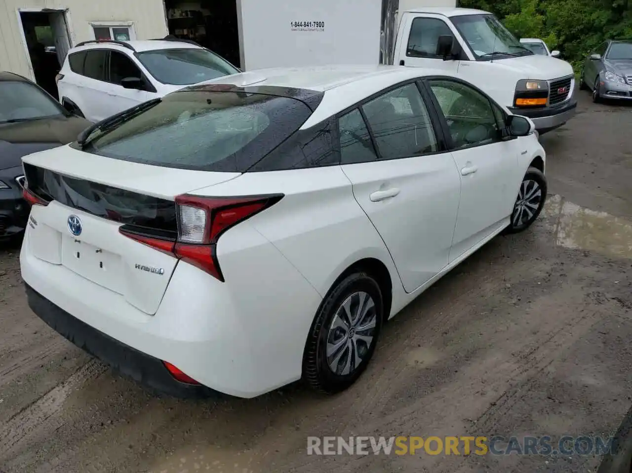 4 Photograph of a damaged car JTDL9RFU0K3002513 TOYOTA PRIUS 2019