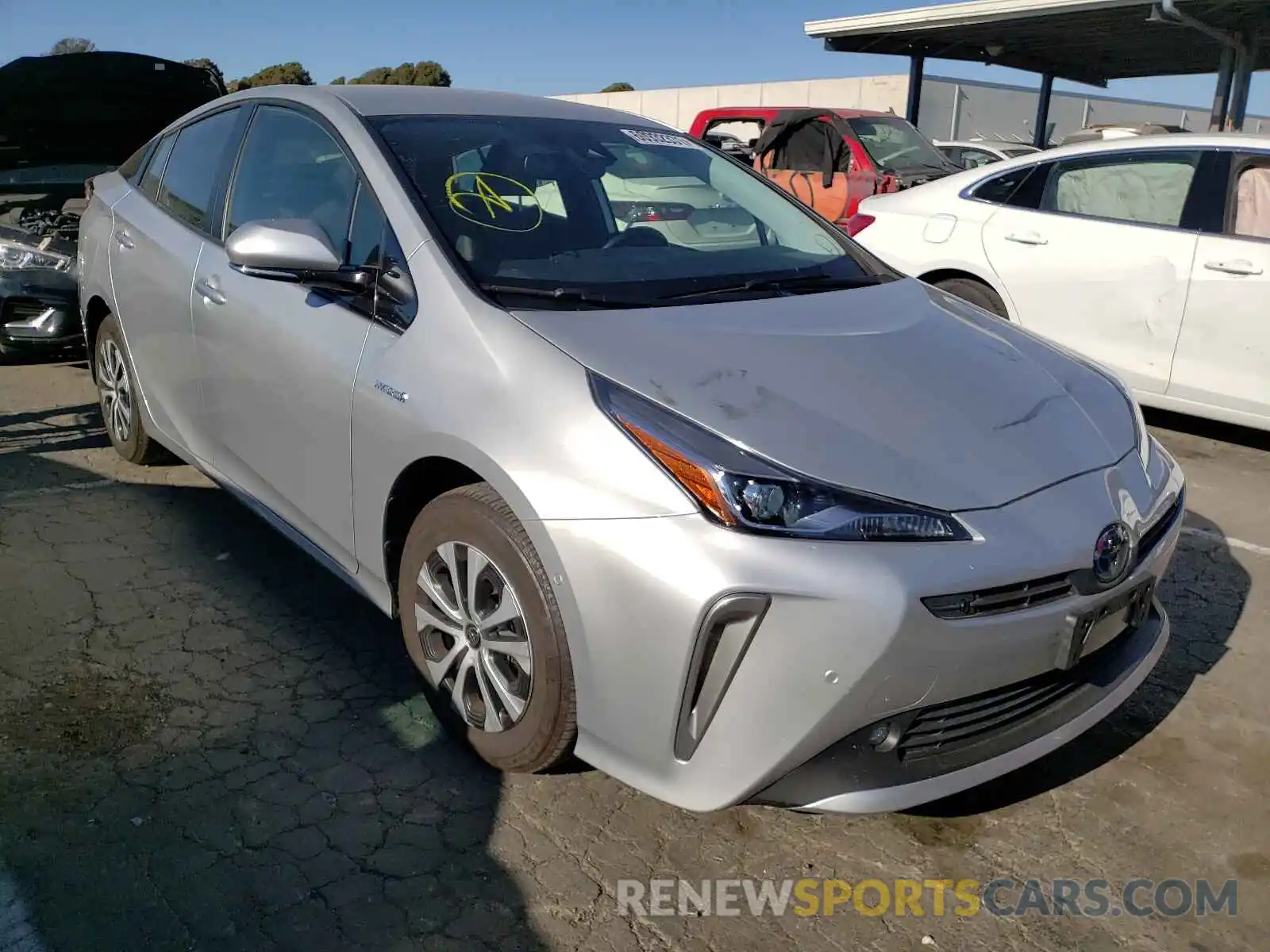 1 Photograph of a damaged car JTDL9RFU0K3004374 TOYOTA PRIUS 2019