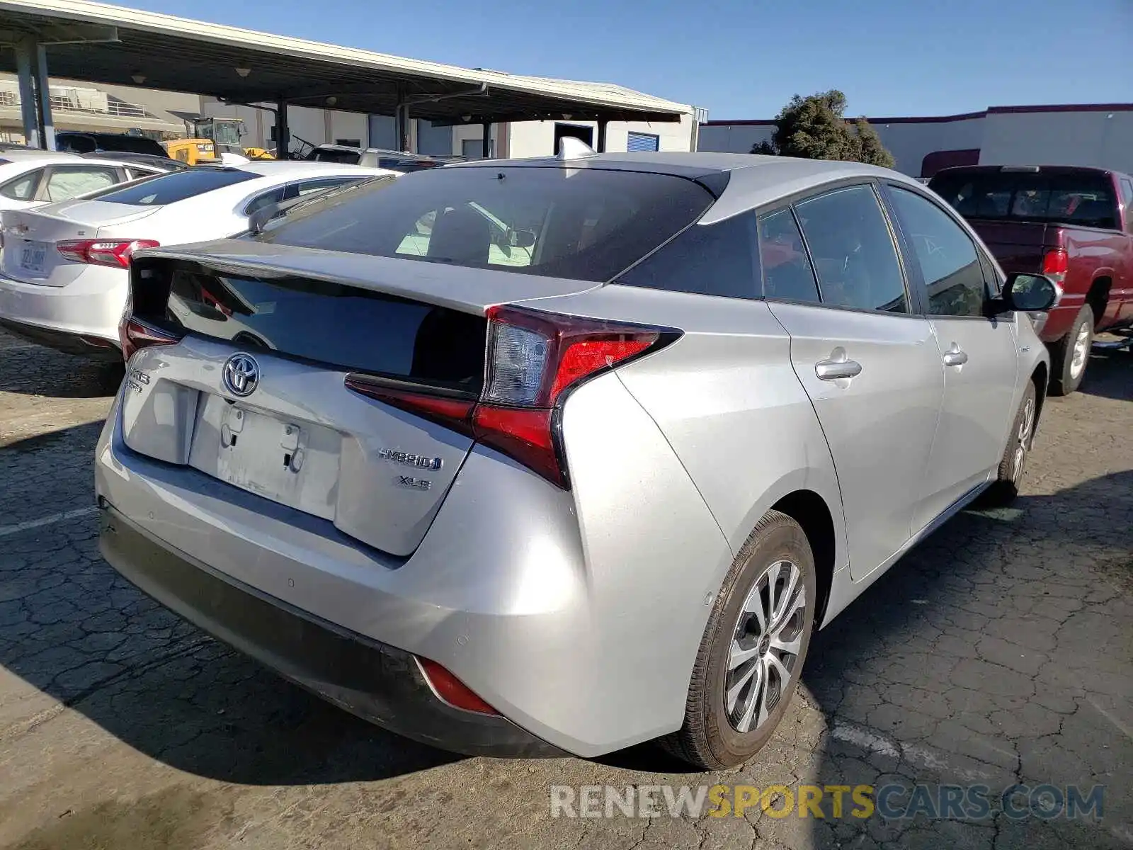 4 Photograph of a damaged car JTDL9RFU0K3004374 TOYOTA PRIUS 2019