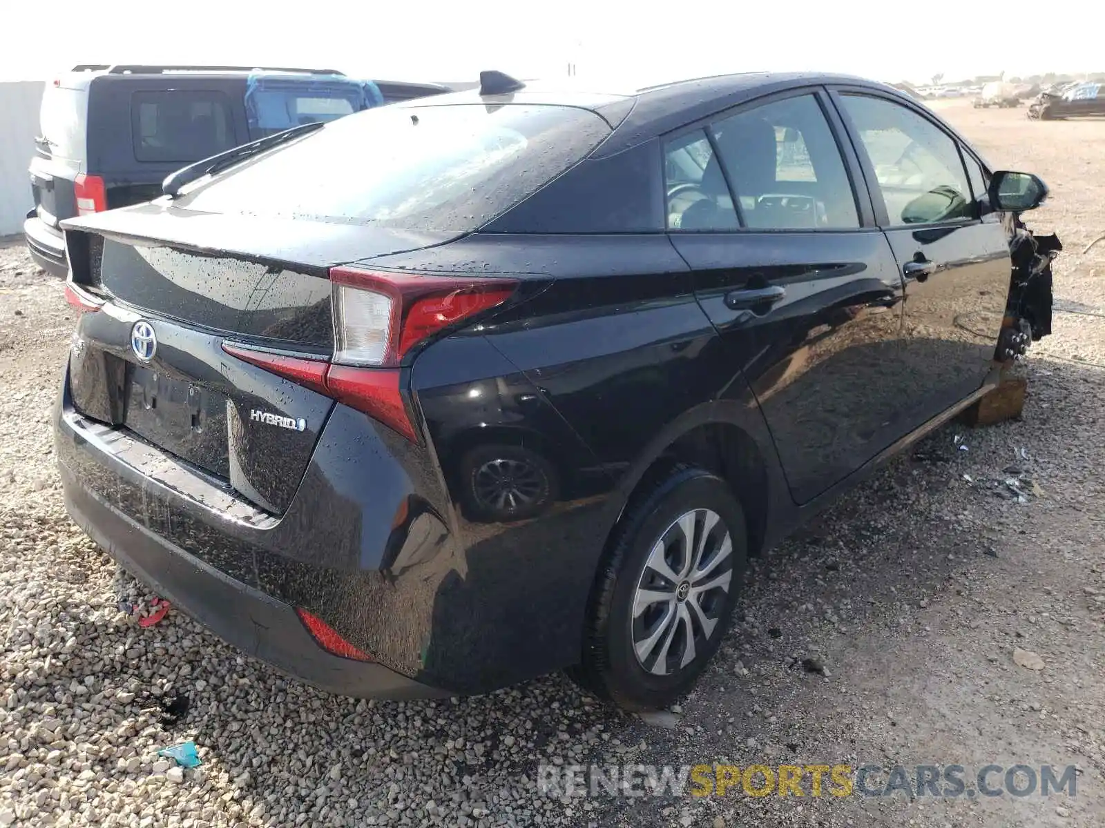 4 Photograph of a damaged car JTDL9RFU0K3006562 TOYOTA PRIUS 2019