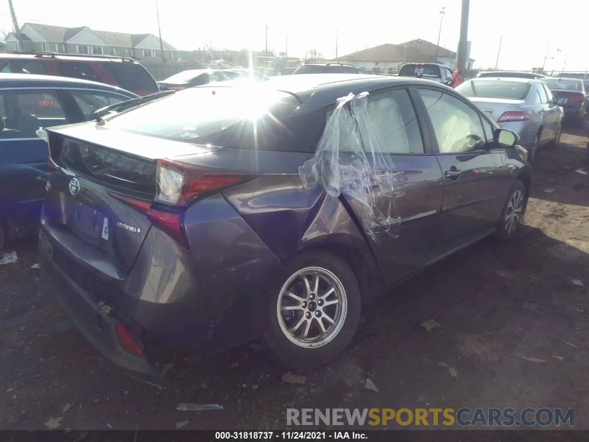 4 Photograph of a damaged car JTDL9RFU0K3008506 TOYOTA PRIUS 2019