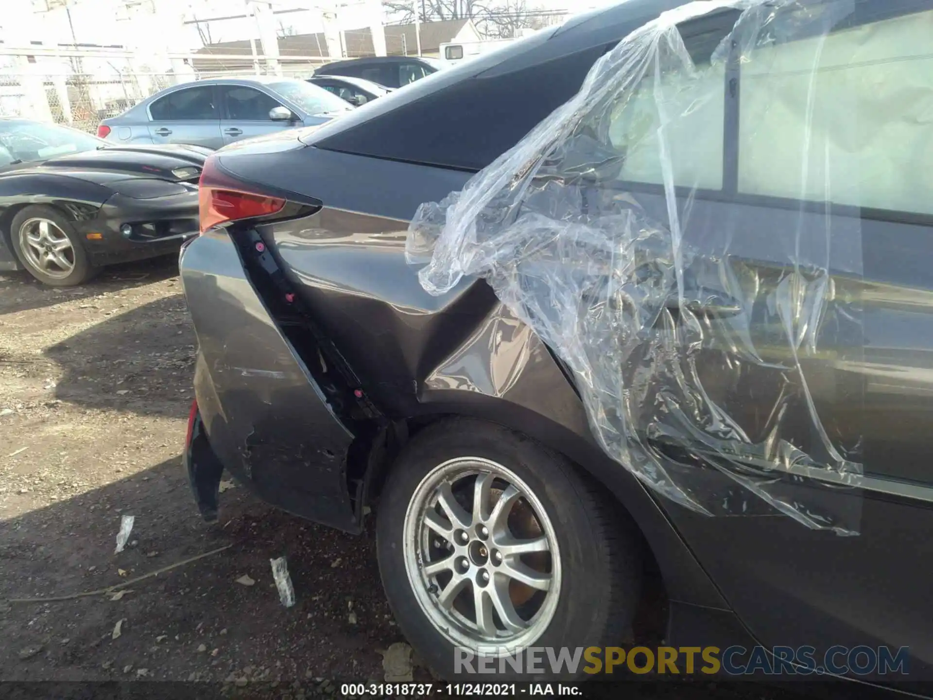 6 Photograph of a damaged car JTDL9RFU0K3008506 TOYOTA PRIUS 2019