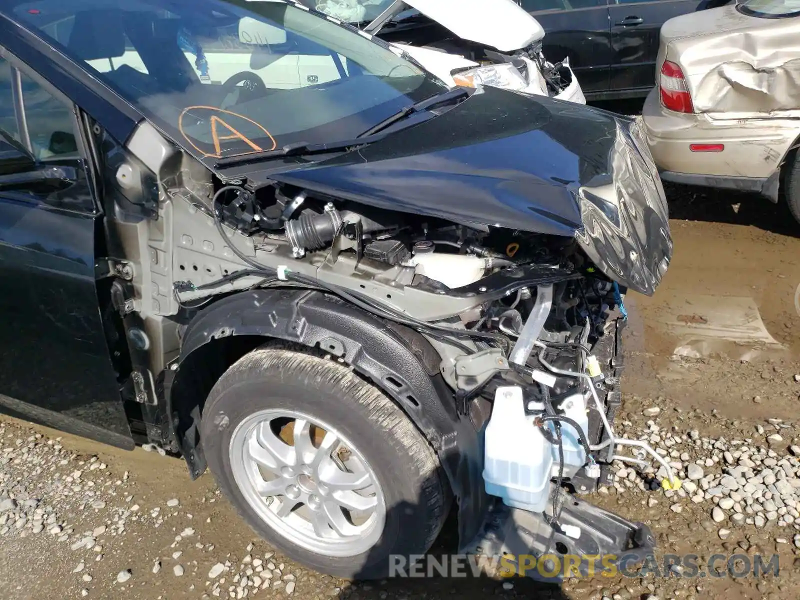 9 Photograph of a damaged car JTDL9RFU0K3010899 TOYOTA PRIUS 2019