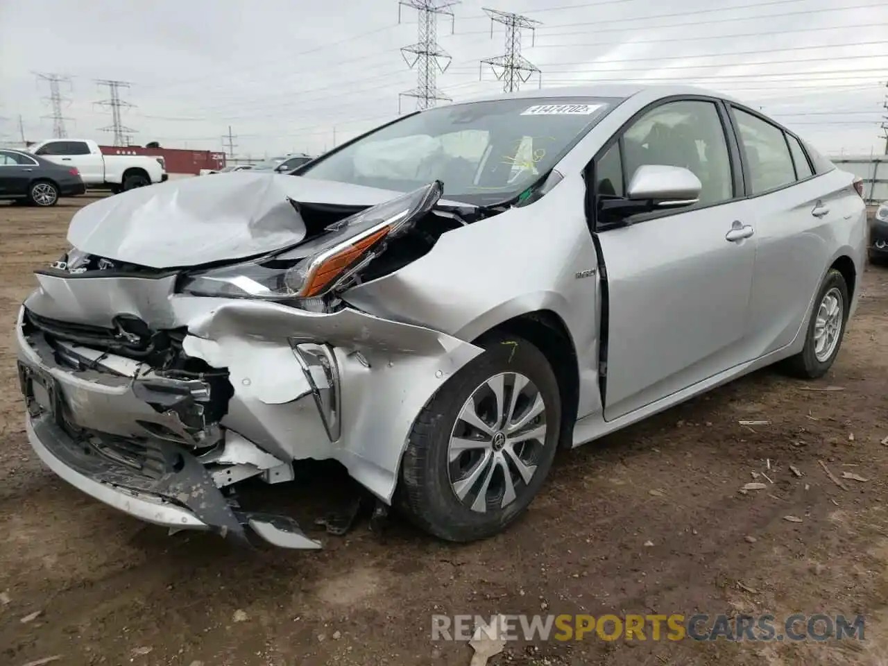 2 Фотография поврежденного автомобиля JTDL9RFU0K3013088 TOYOTA PRIUS 2019