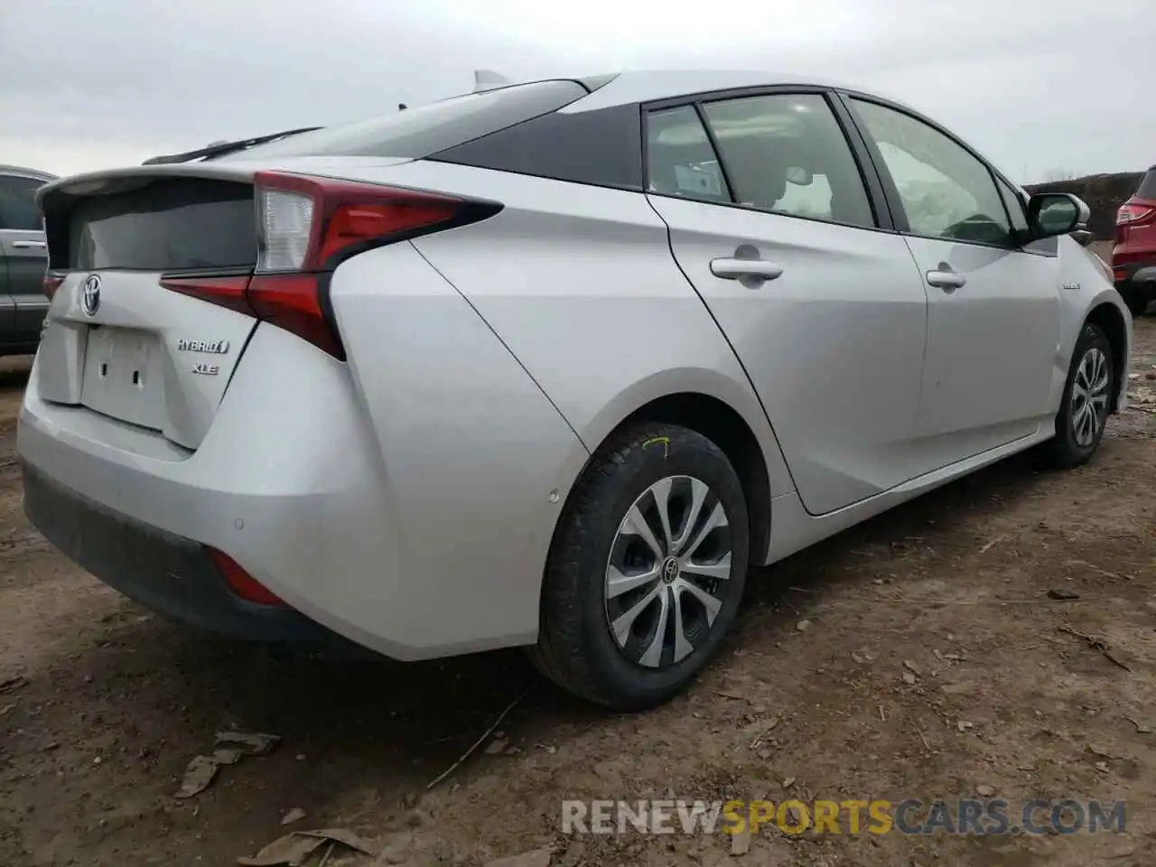 4 Photograph of a damaged car JTDL9RFU0K3013088 TOYOTA PRIUS 2019